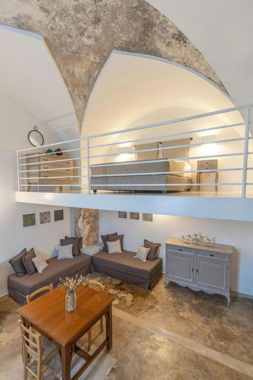 Seating area in Casina Bellanova