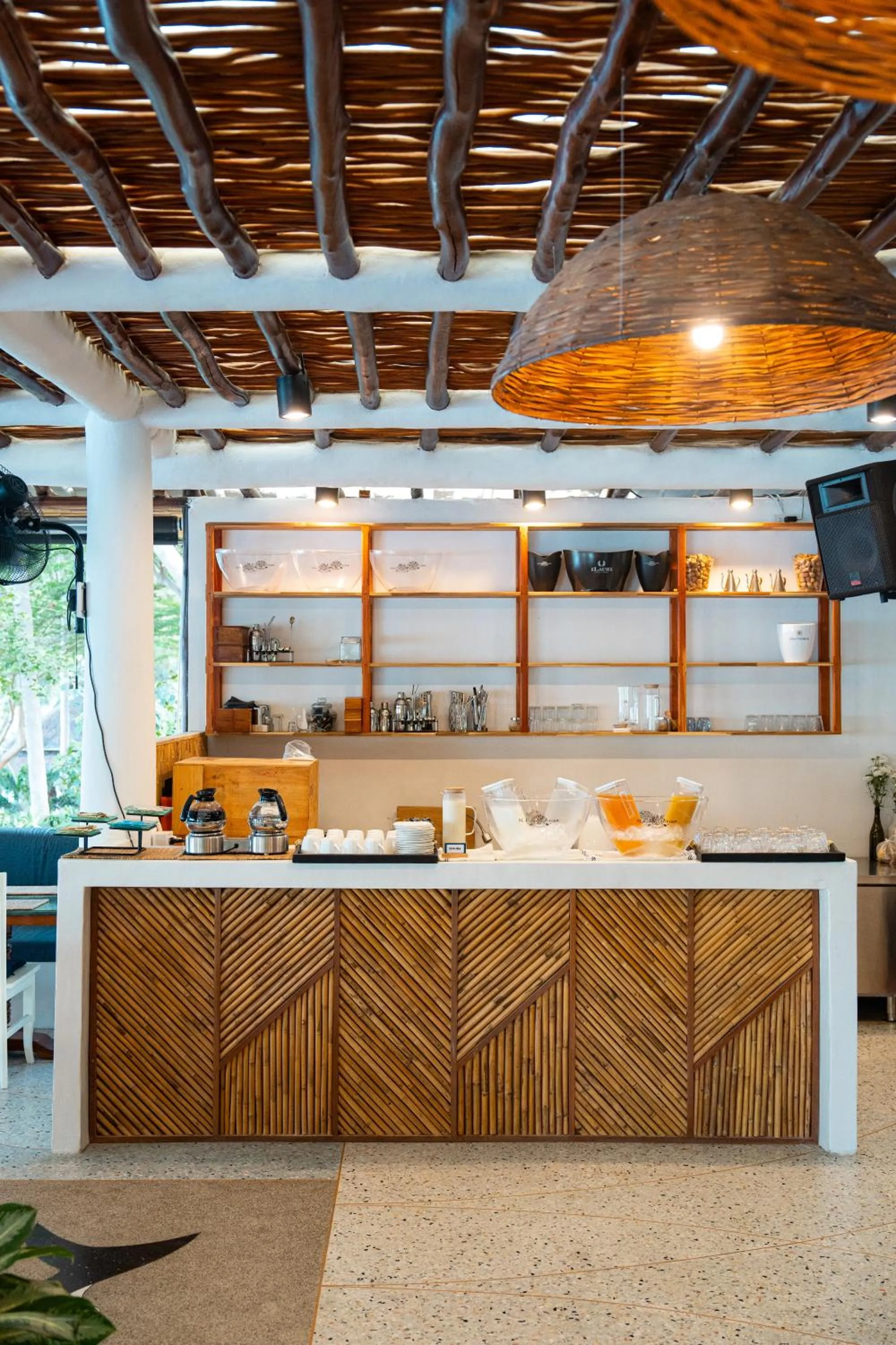 Restaurant/places to eat in Koh Tao Montra Resort