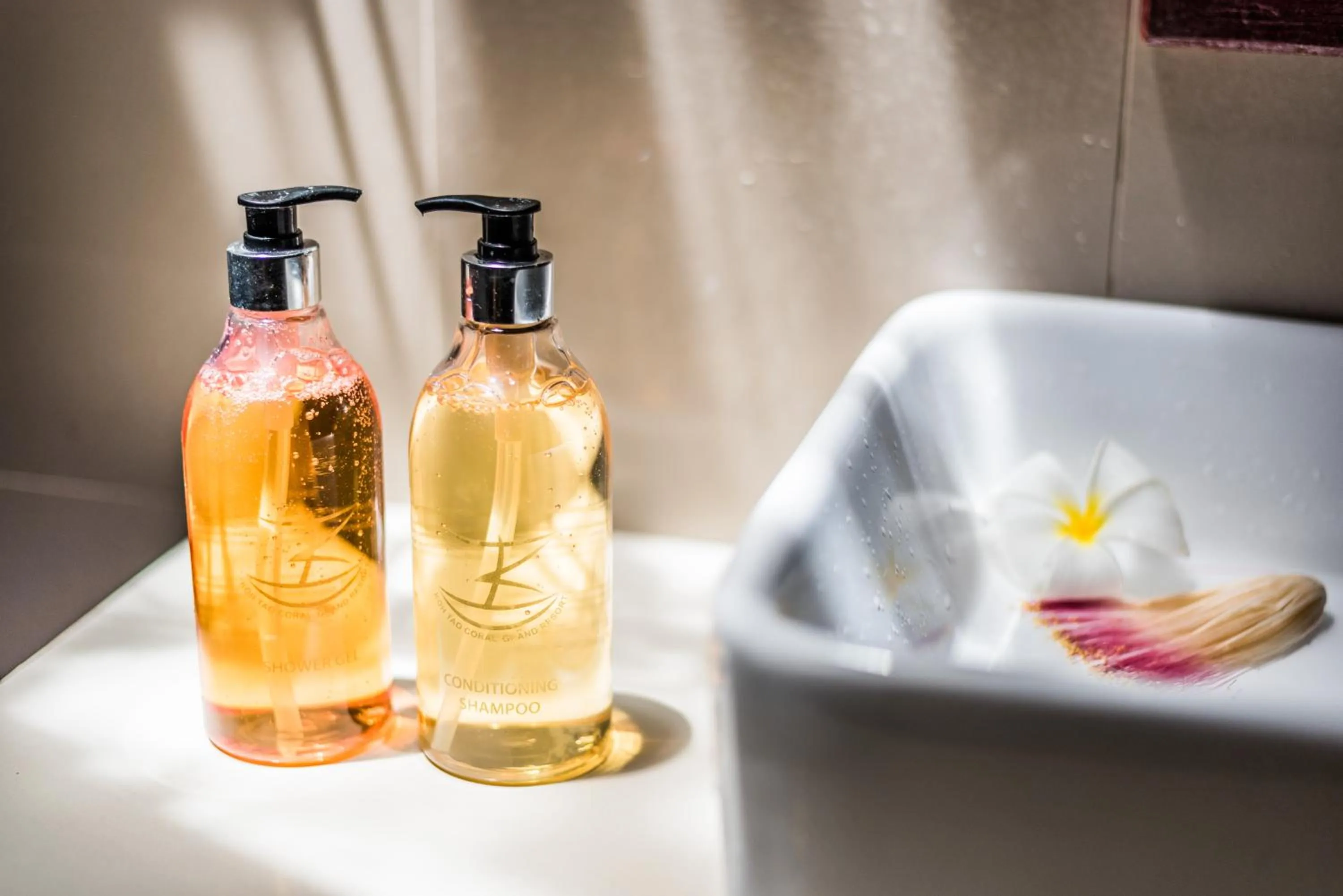 Bathroom in Koh Tao Coral Grand Resort