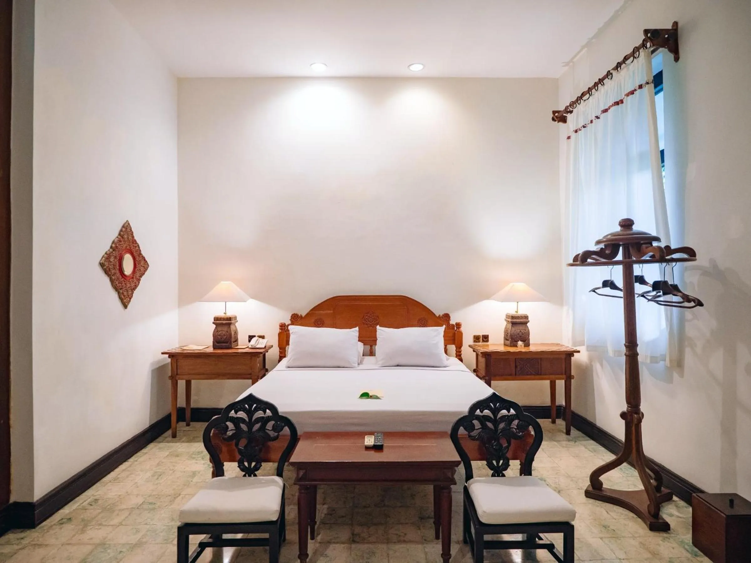 Bed in Hotel Tugu Blitar