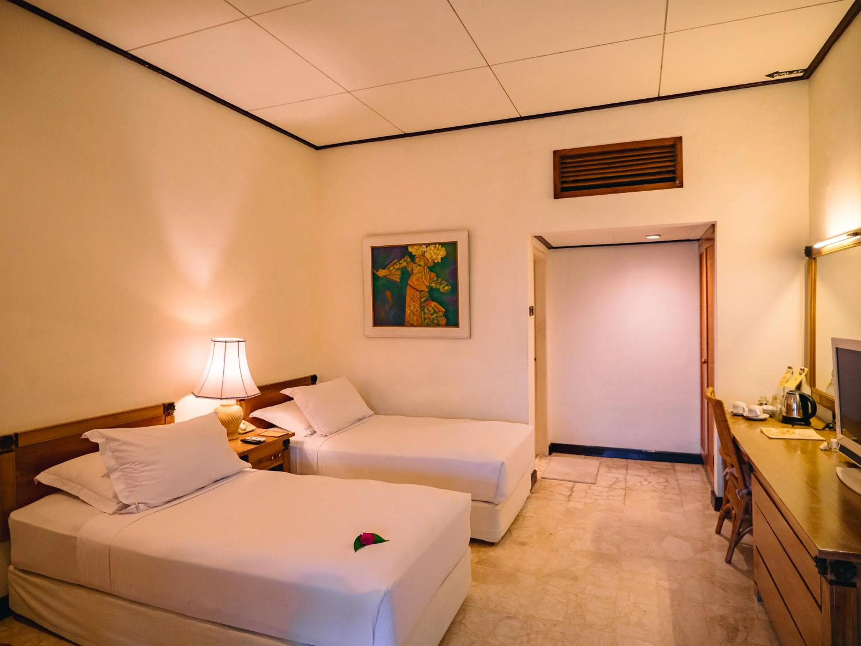 Bed in Hotel Tugu Blitar