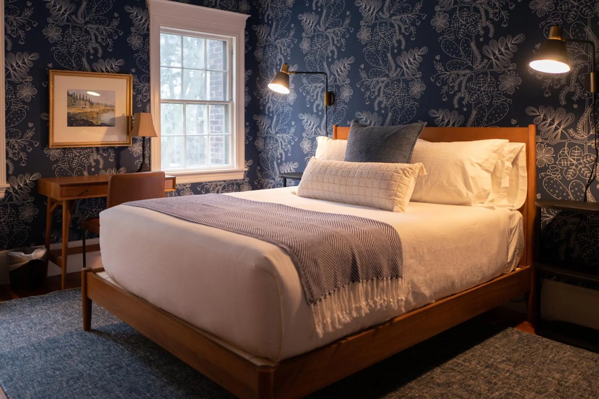 Bed in OneSixtyFive, The Inn on Park Row