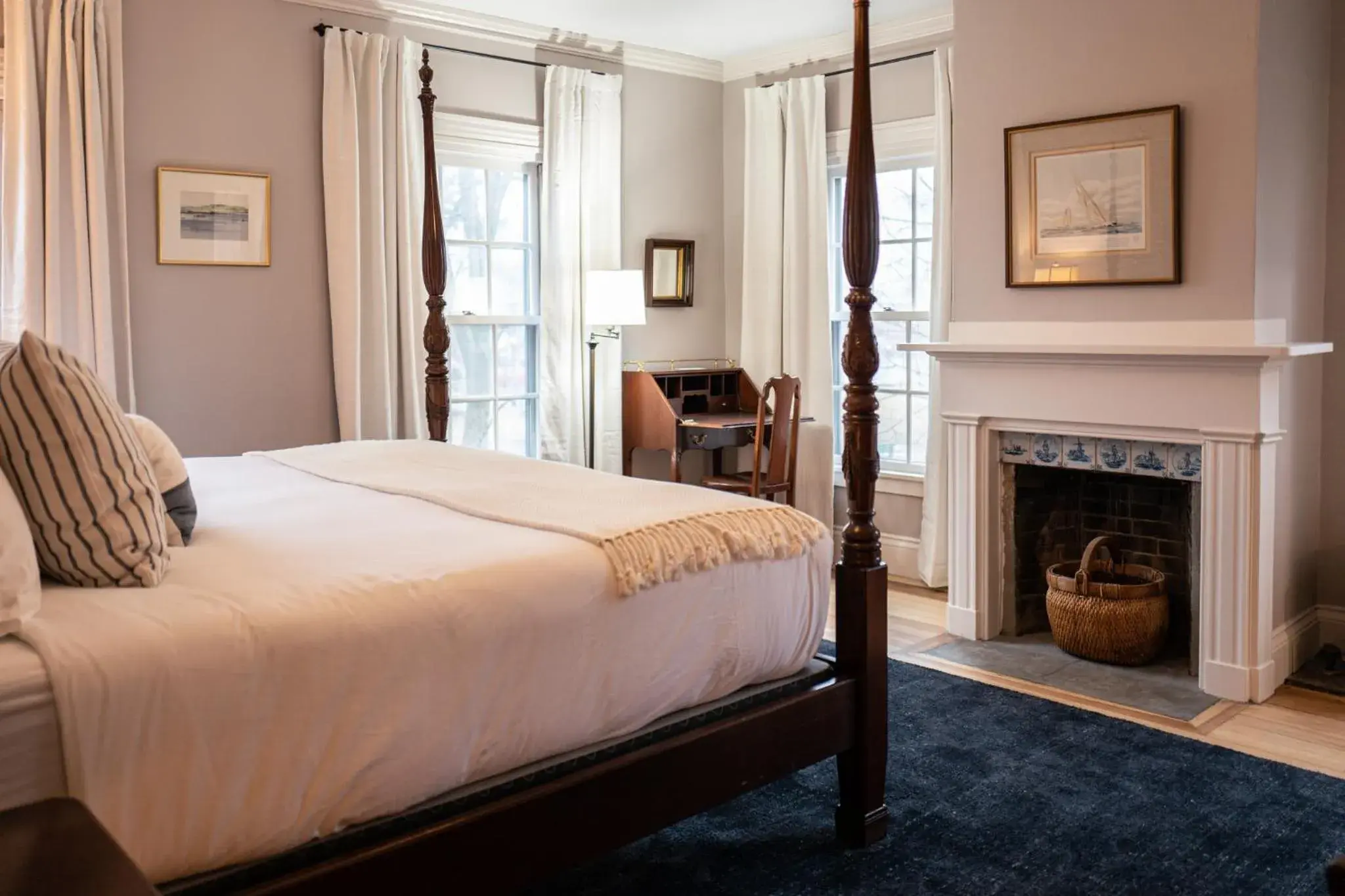 Deluxe King Room in OneSixtyFive, The Inn on Park Row Deluxe King Room in OneSixtyFive, The Inn on Park Row