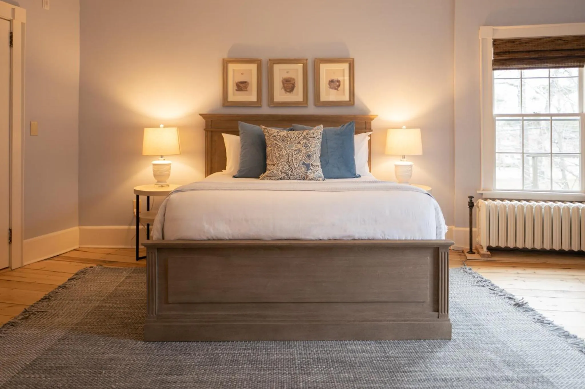 Bed in OneSixtyFive, The Inn on Park Row