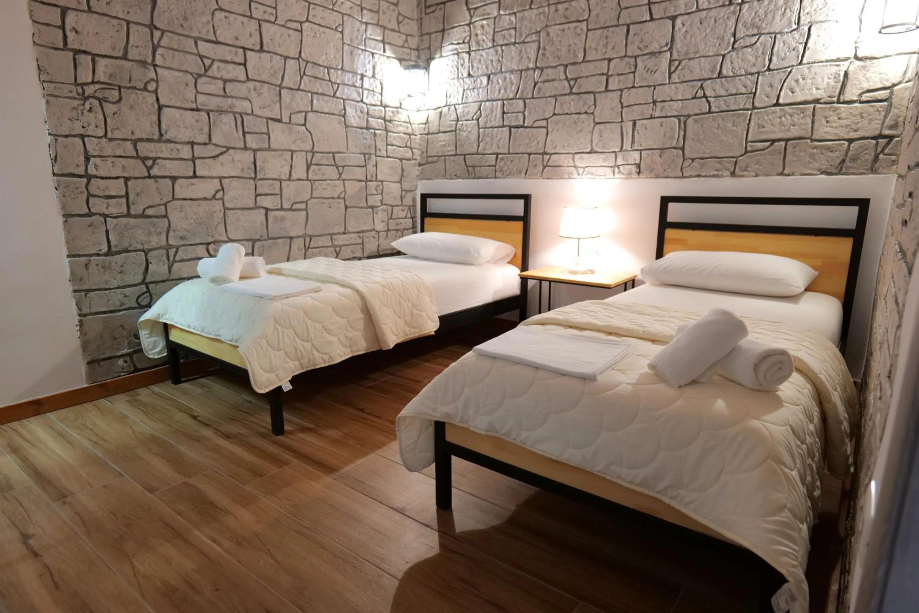 Bed in Oceanic Overview Suites