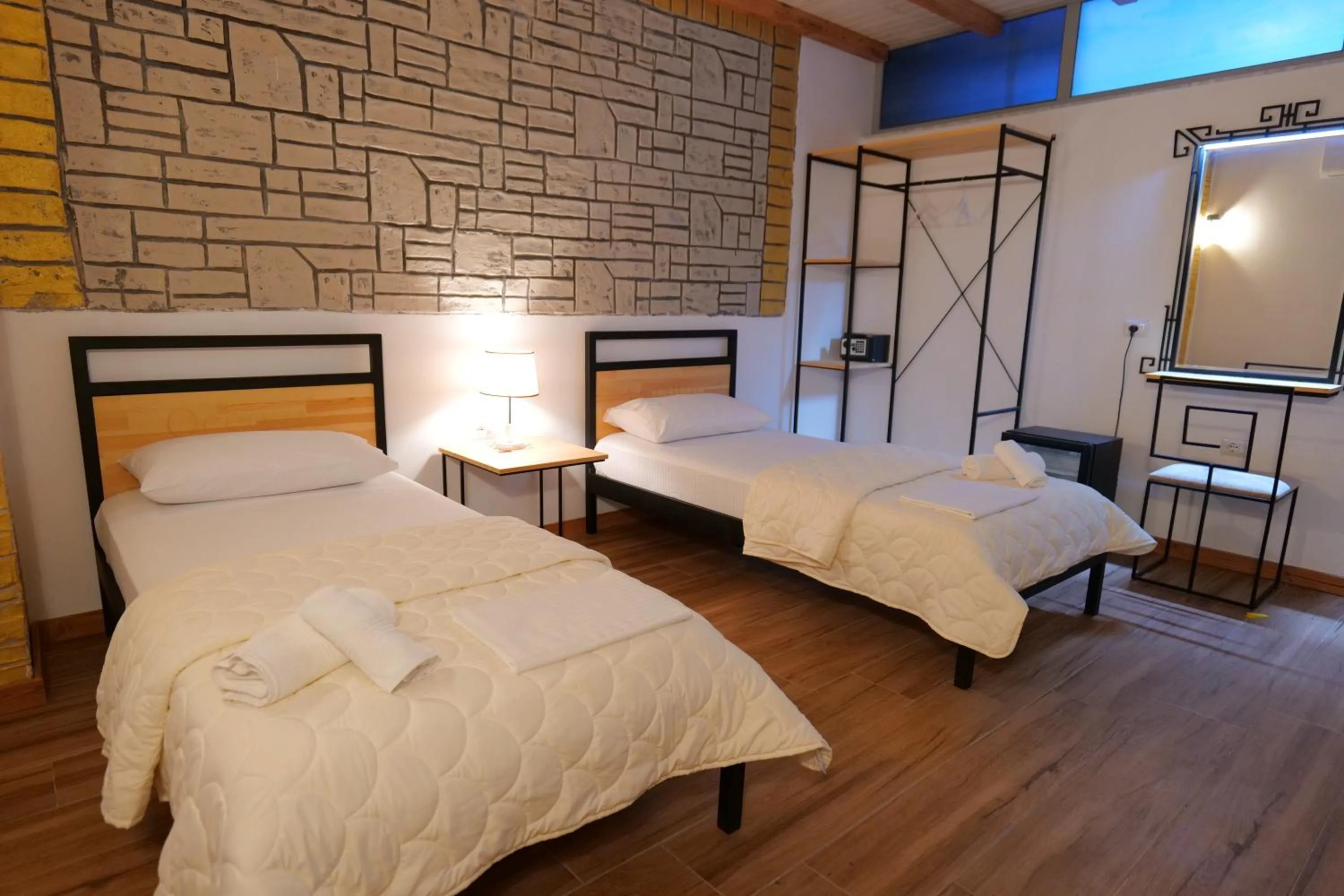 Bed in Oceanic Overview Suites