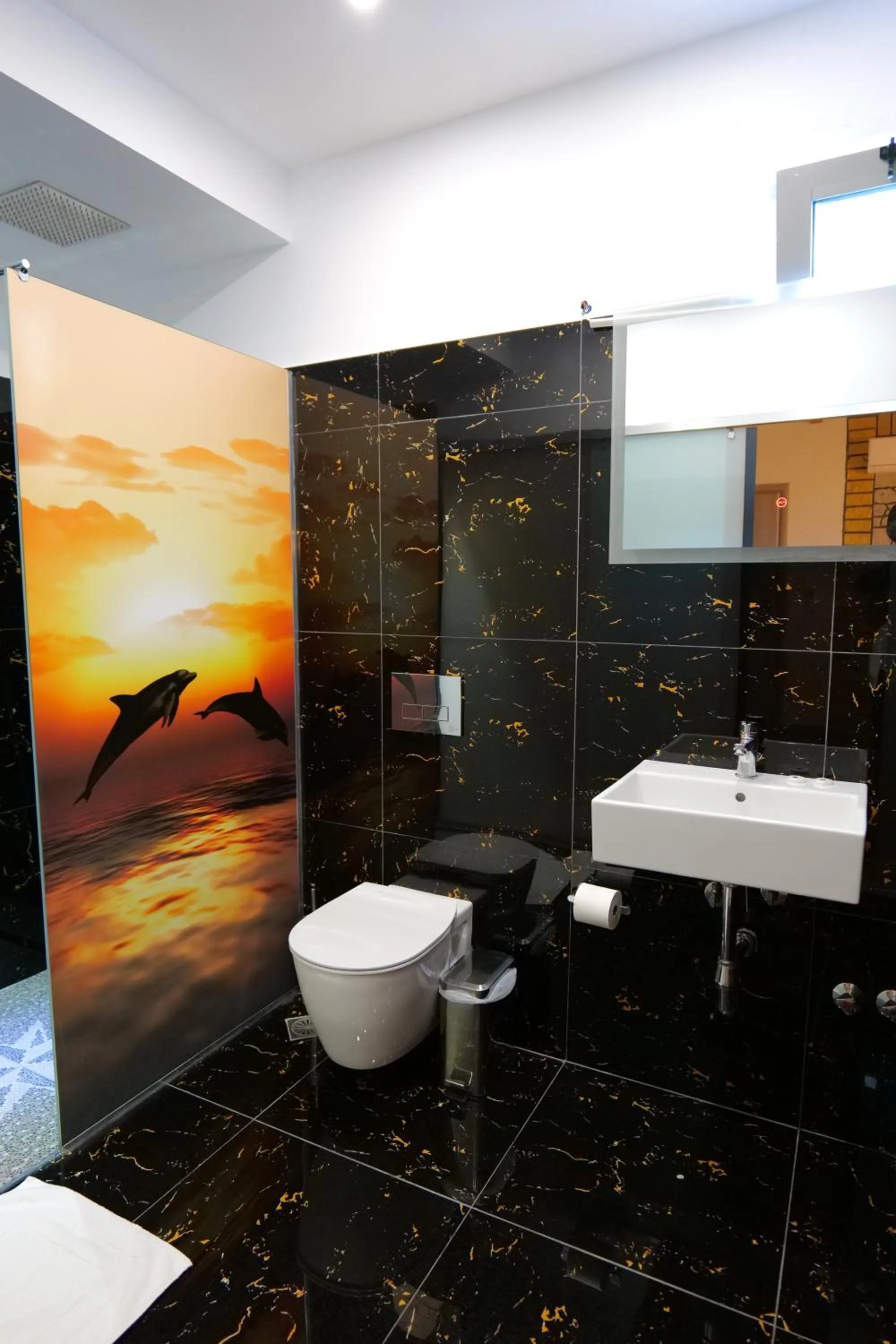 Bathroom in Oceanic Overview Suites