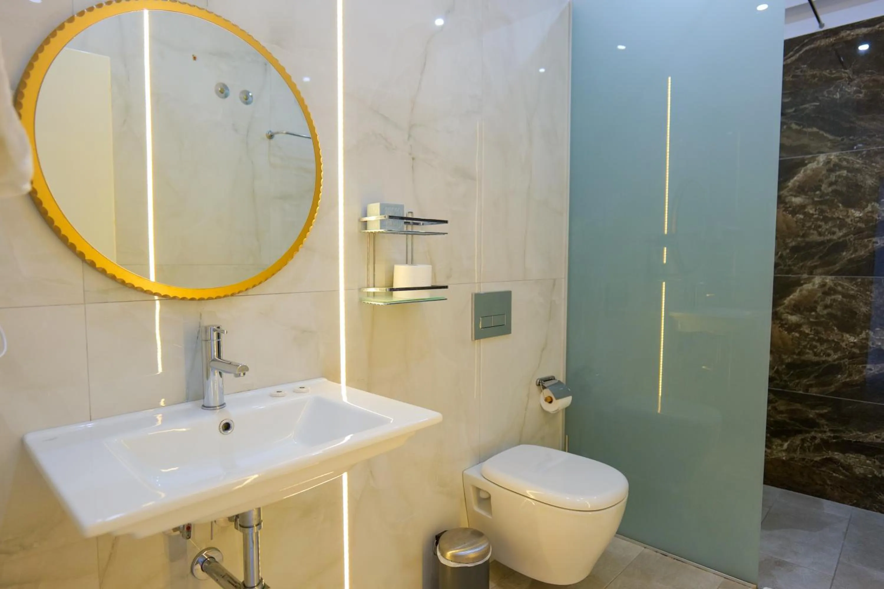 Bathroom in Oceanic Overview Suites