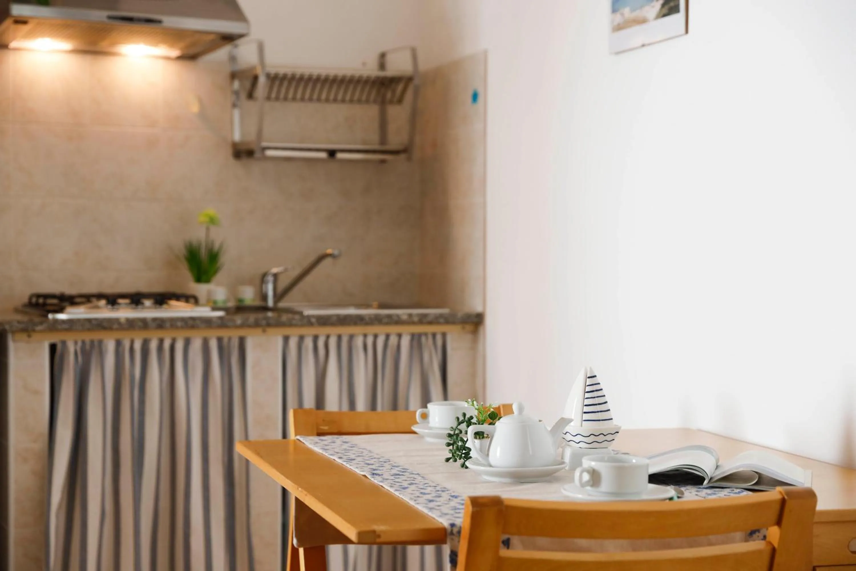 Coffee/tea facilities in Il Melo Residence