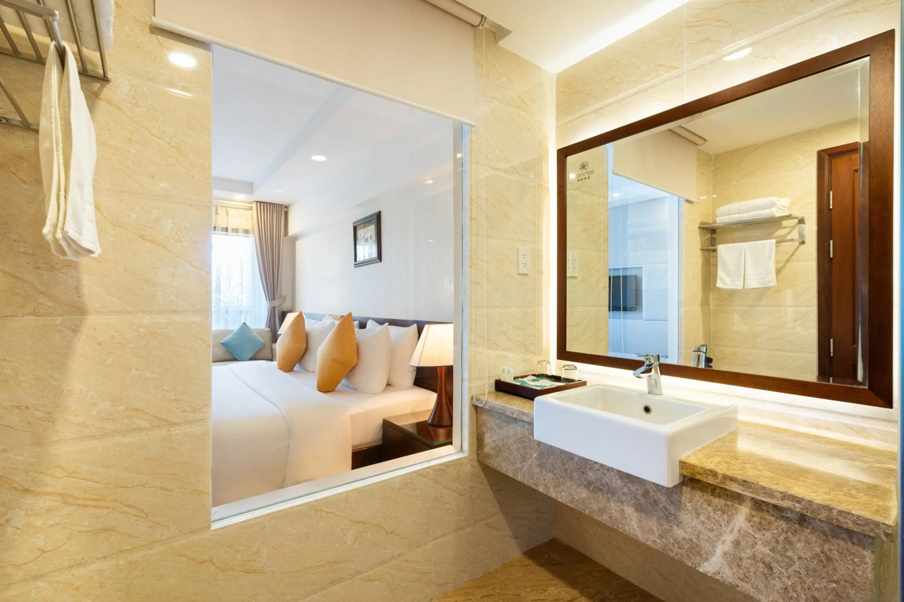 Bathroom, Bed in Hoang Ngoc Beach Resort