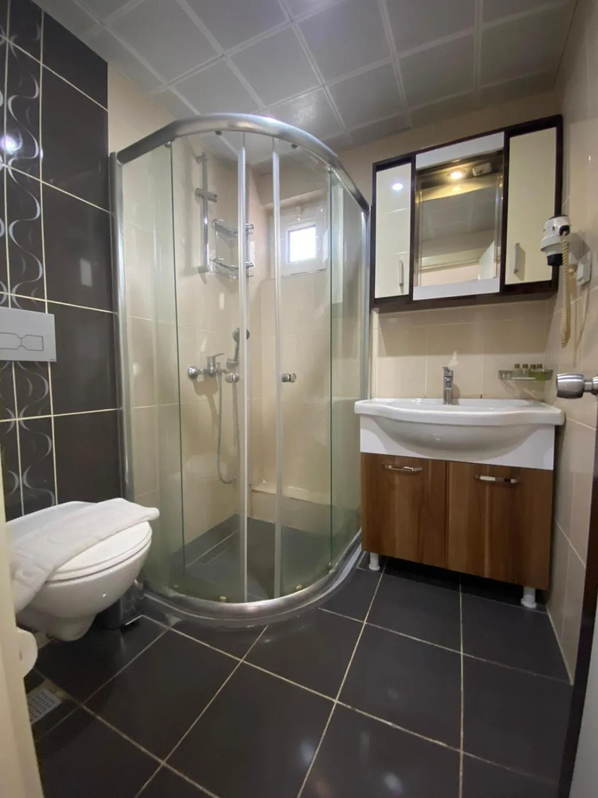 Bathroom in Theluna City Hotel