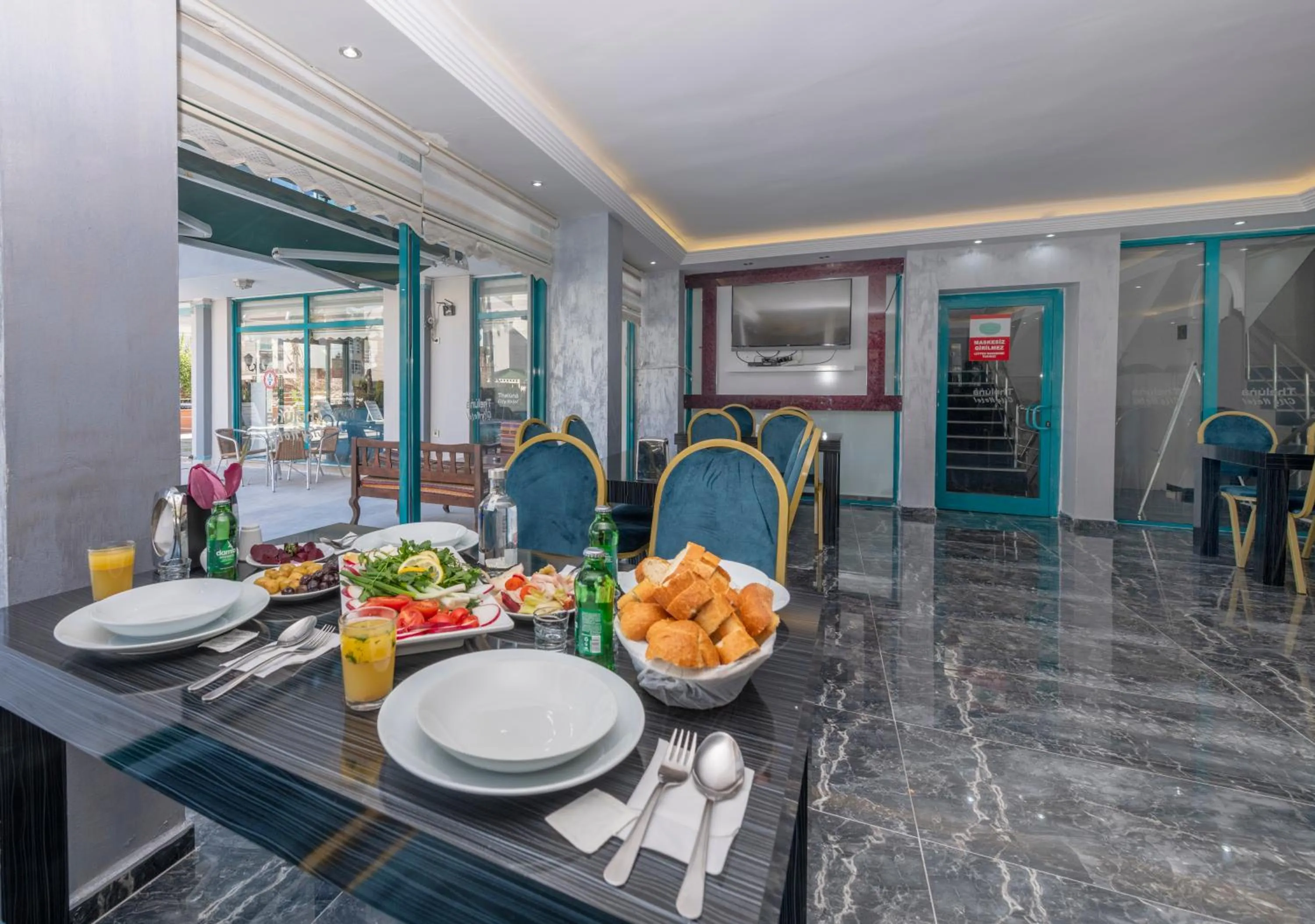 Food, Restaurant/Places to Eat in Theluna City Hotel