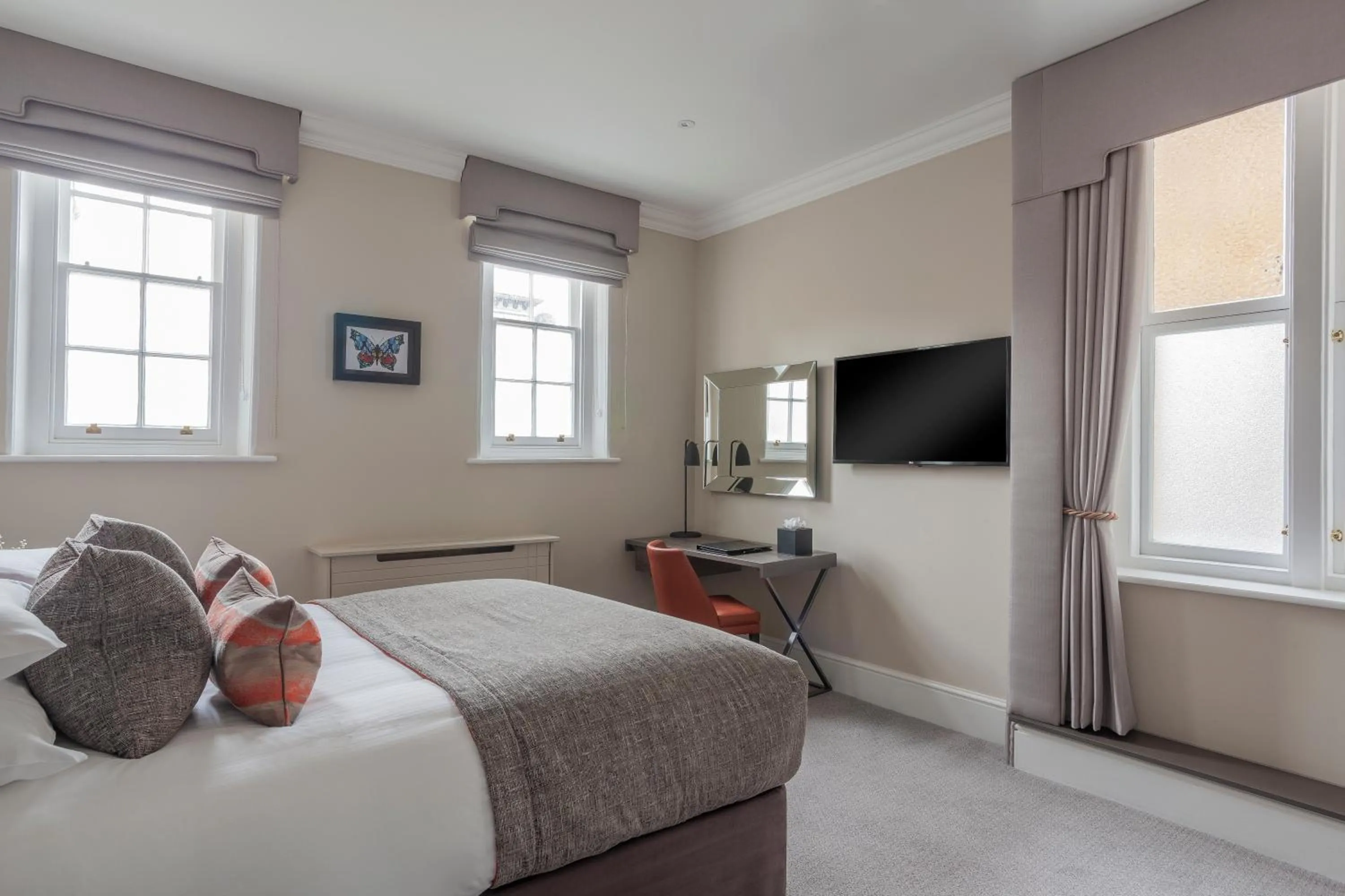 Bedroom, Bed in Oatlands Park Hotel