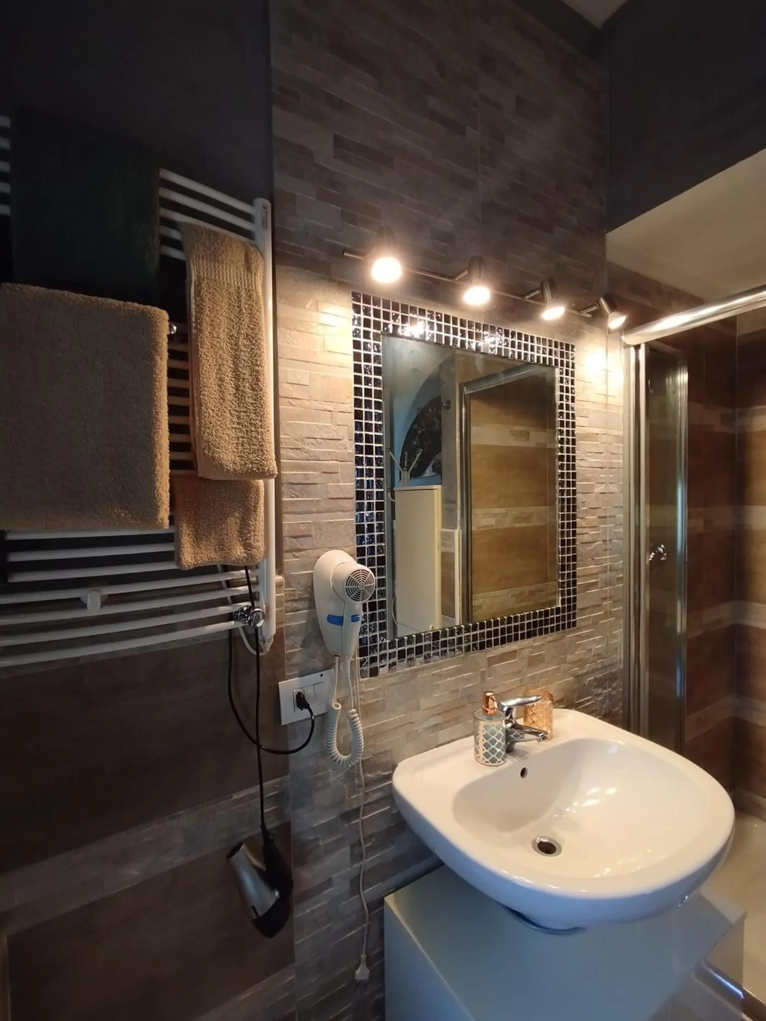 Bathroom in Max B&B Fiera