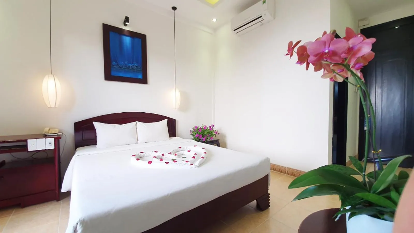 Bed in Hoi An Hai Au Boutique Hotel