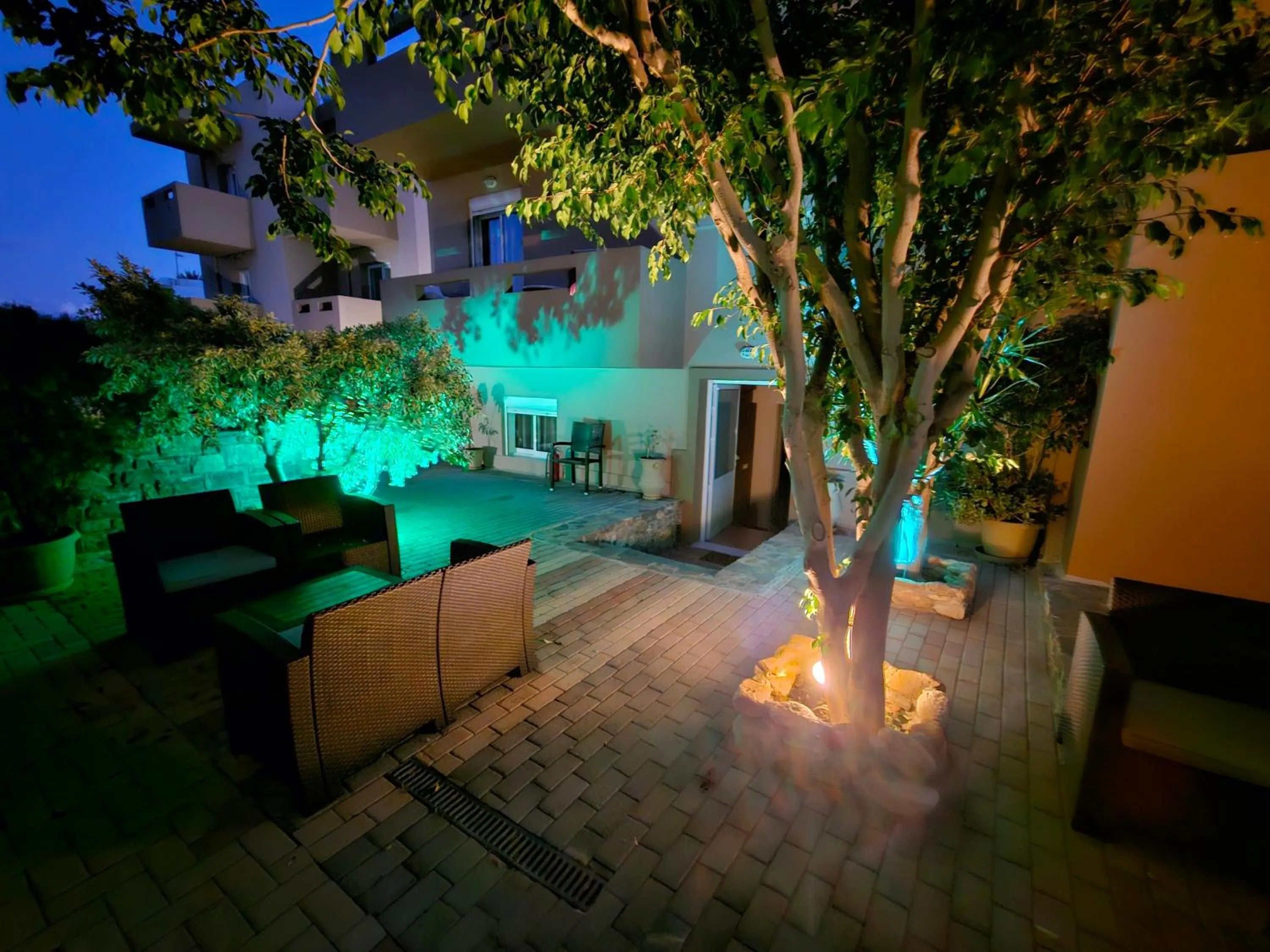 Garden view in Elounda Sunrise Apartments