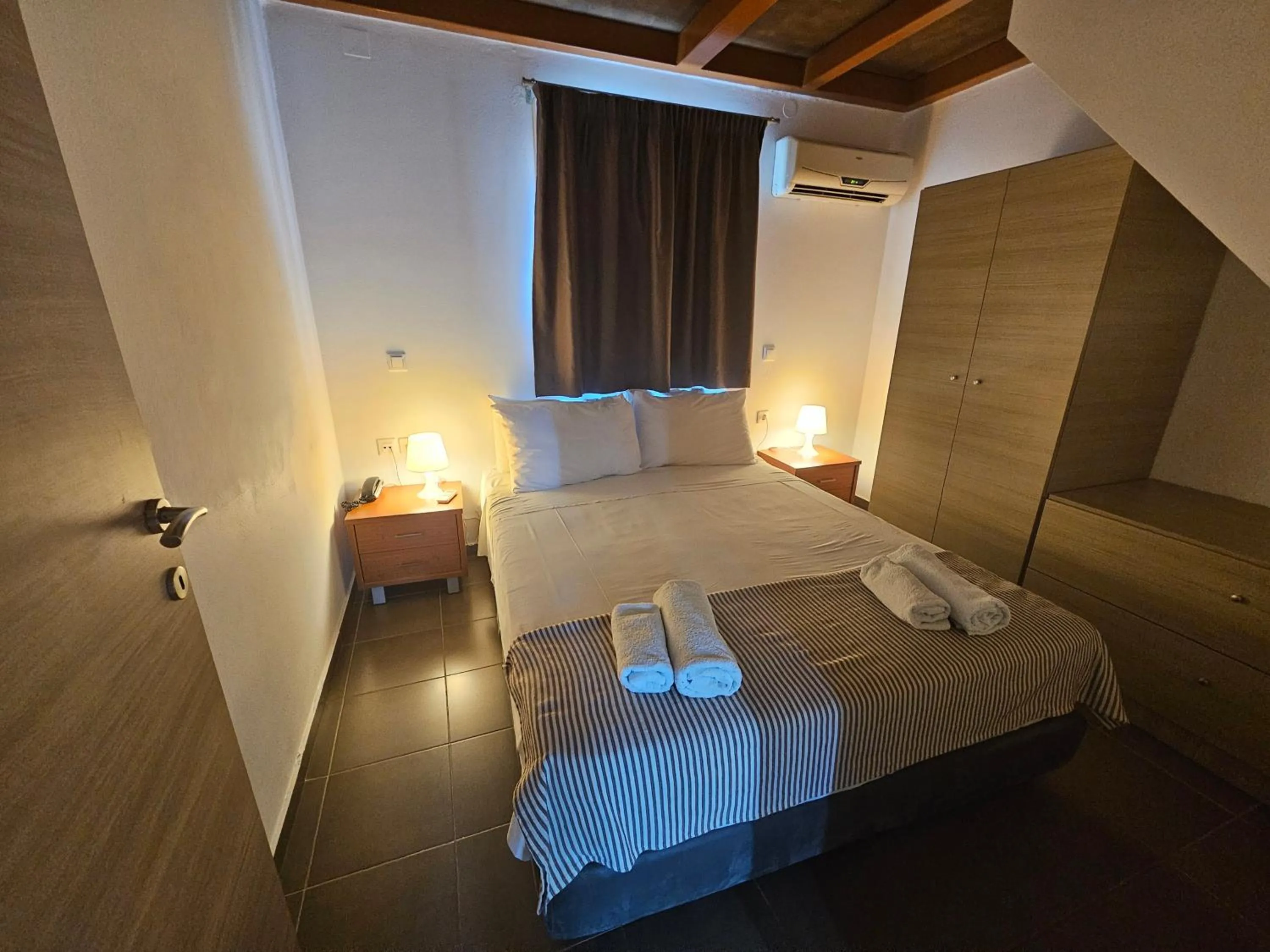 Bedroom, Bed in Elounda Sunrise Apartments
