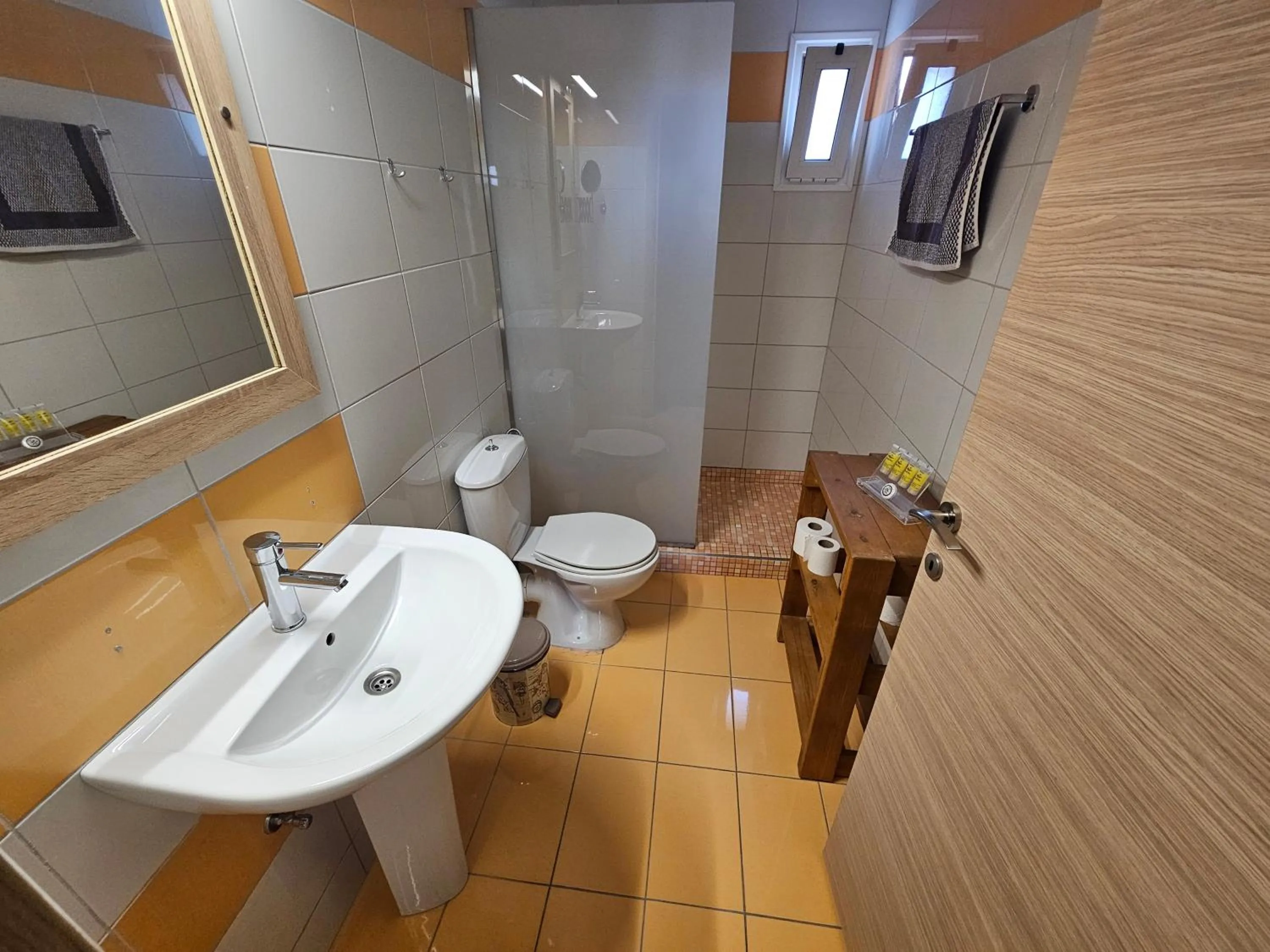 Toilet in Elounda Sunrise Apartments