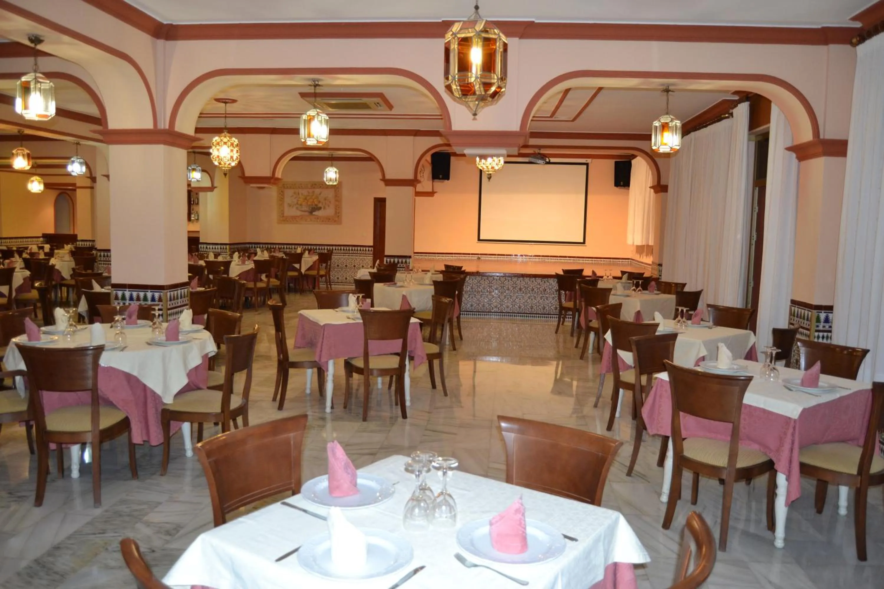 Restaurant/places to eat in Hotel Costamar