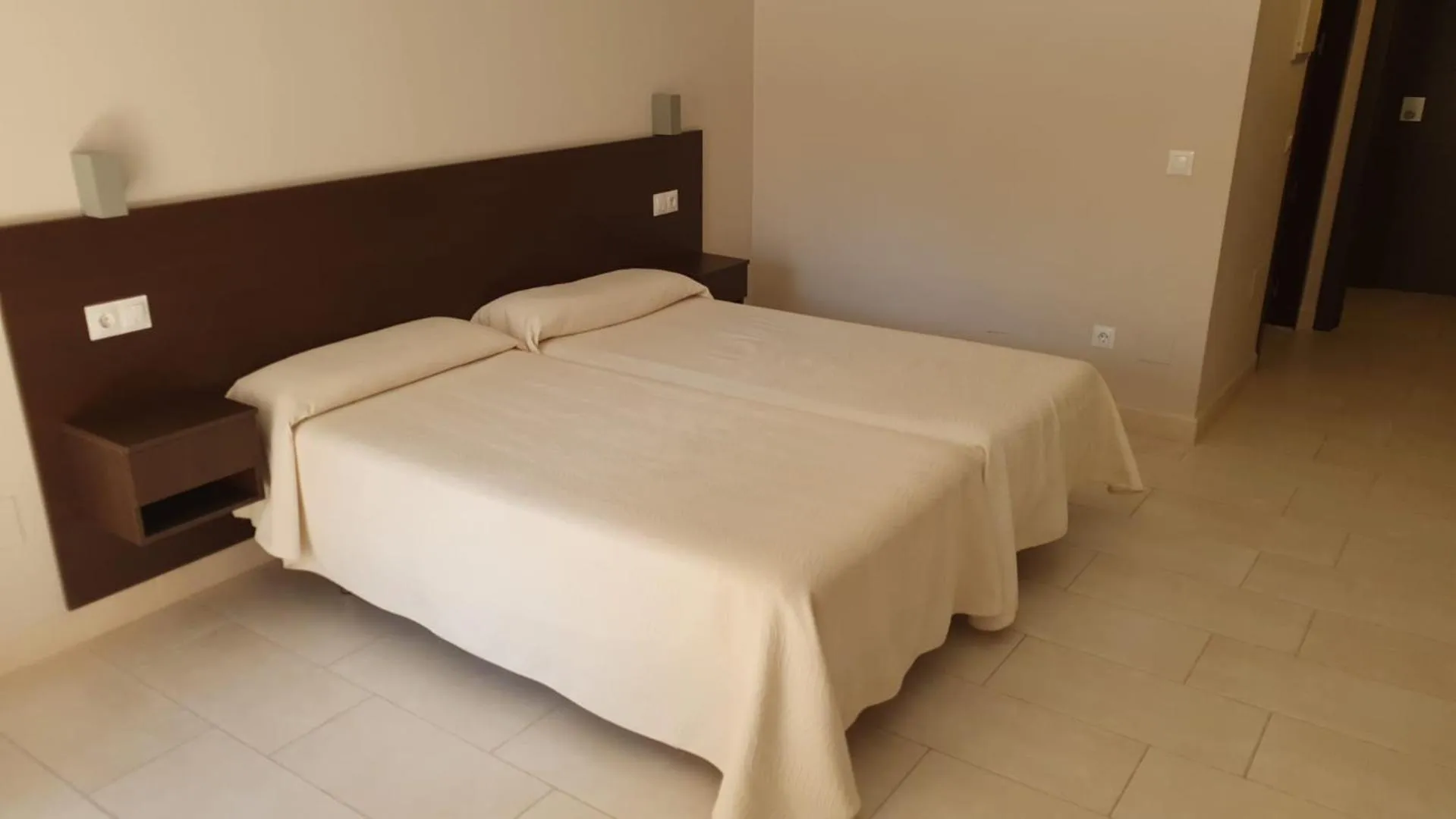 Bed in Hotel Costamar