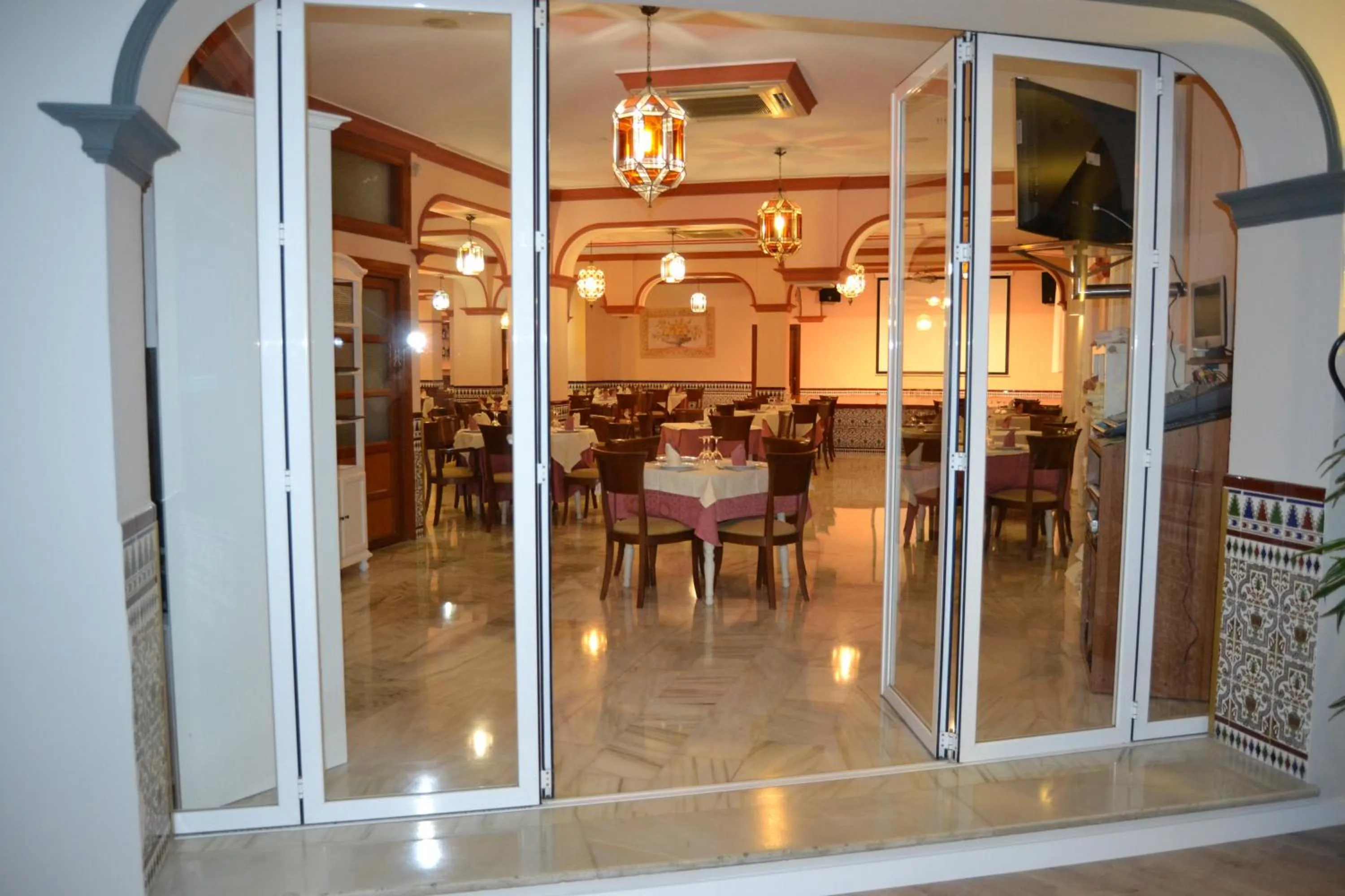 Restaurant/places to eat in Hotel Costamar