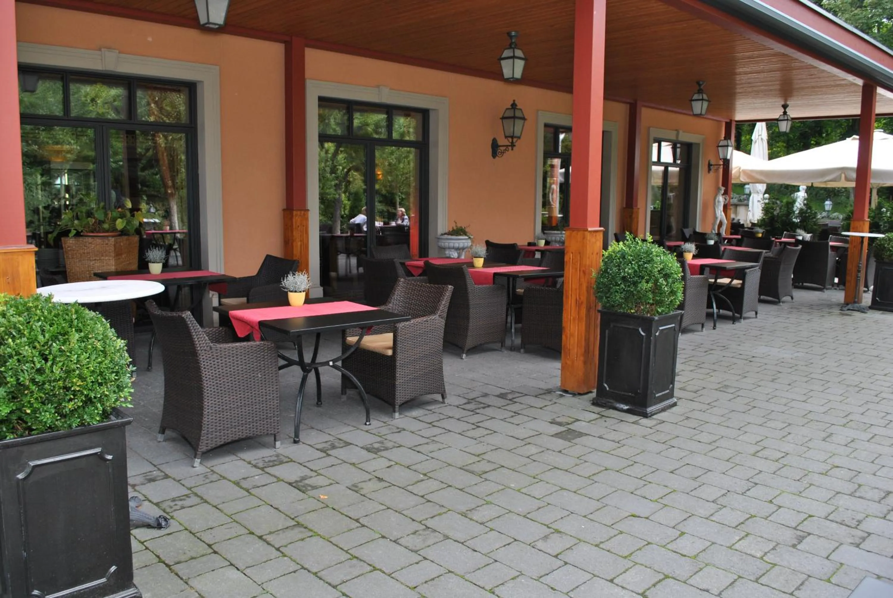 Restaurant/places to eat in Waldhotel Rheinbach