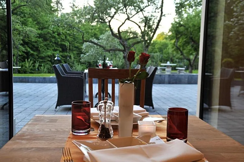 Restaurant/places to eat in Waldhotel Rheinbach