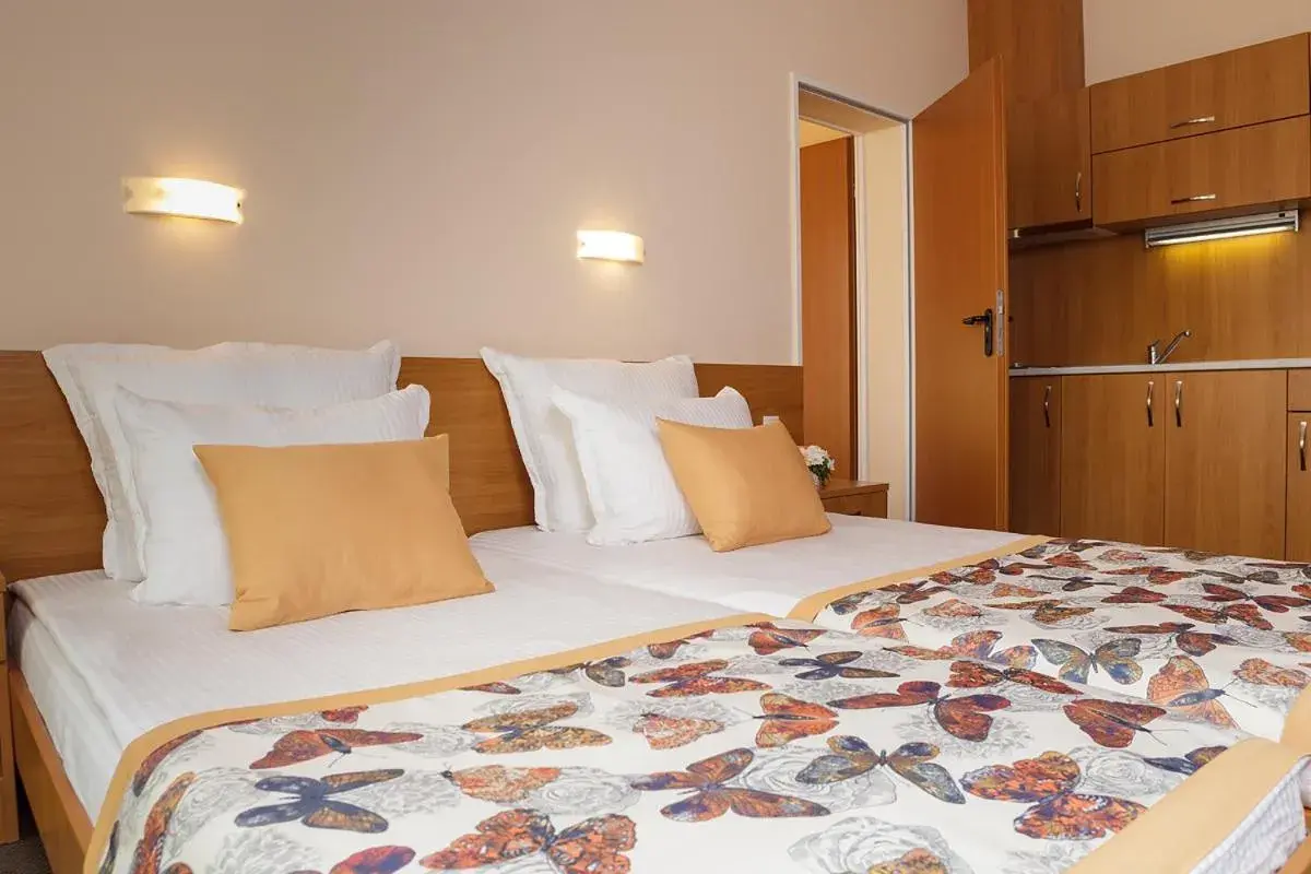 Family Apartment with Two Bathrooms and Two Balconies with Pool View in Hotel Wela - Premium All Inclusive Family Apartment with Two Bathrooms and Two Balconies with Pool View in Hotel Wela - Premium All Inclusive