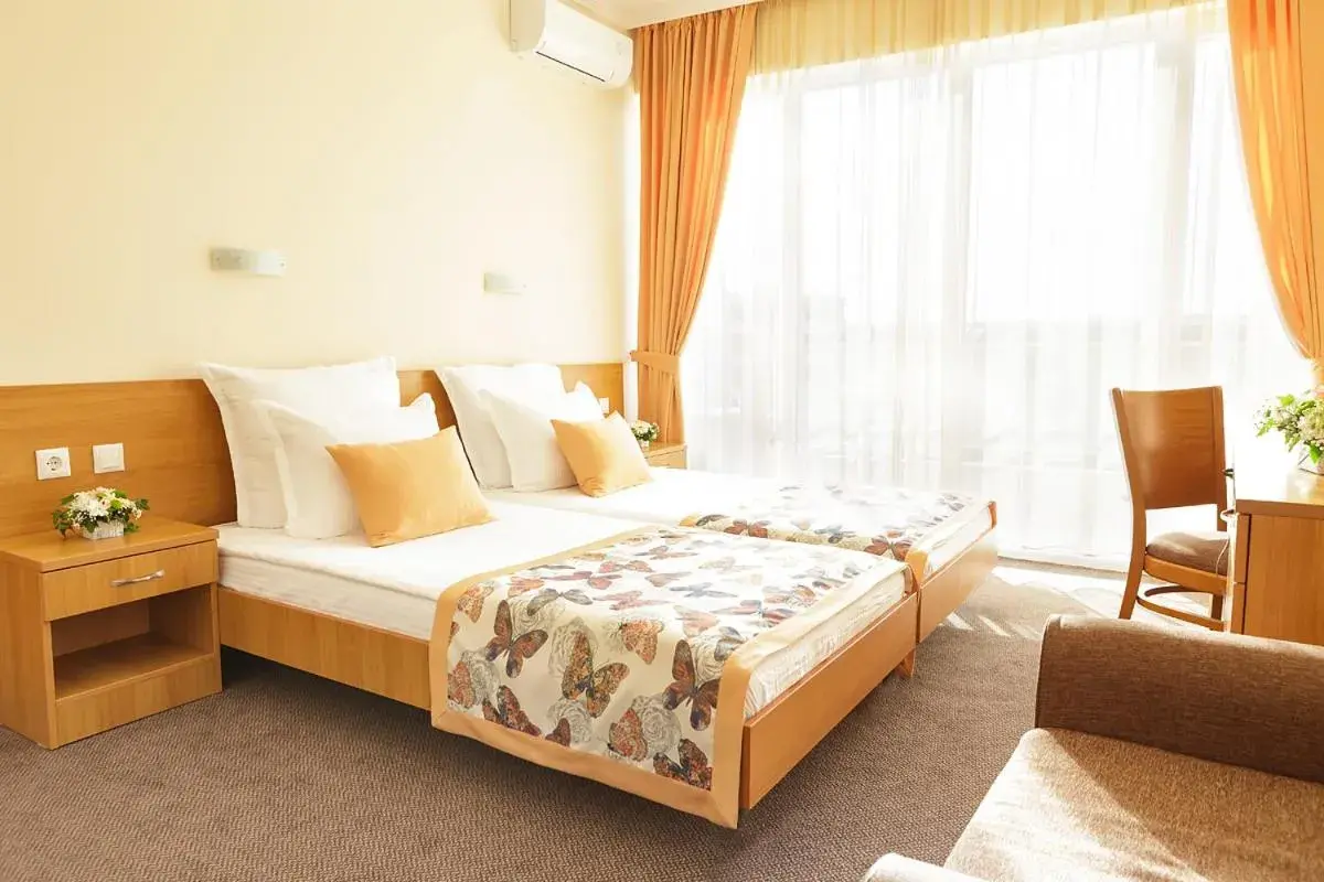 Single Room with Balcony with Pool View in Hotel Wela - Premium All Inclusive Single Room with Balcony with Pool View in Hotel Wela - Premium All Inclusive