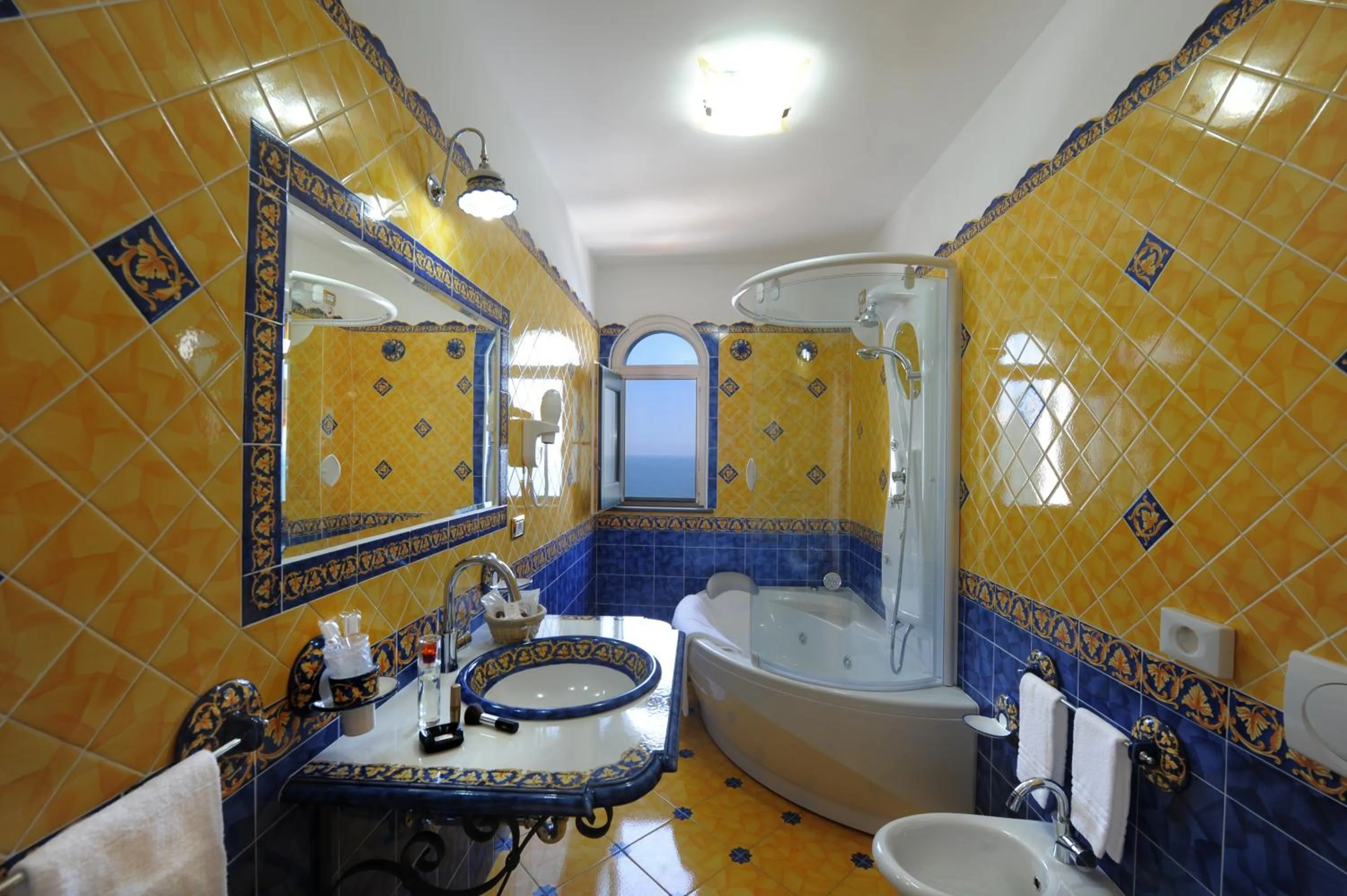Bathroom in Hotel Villa Maria Pia