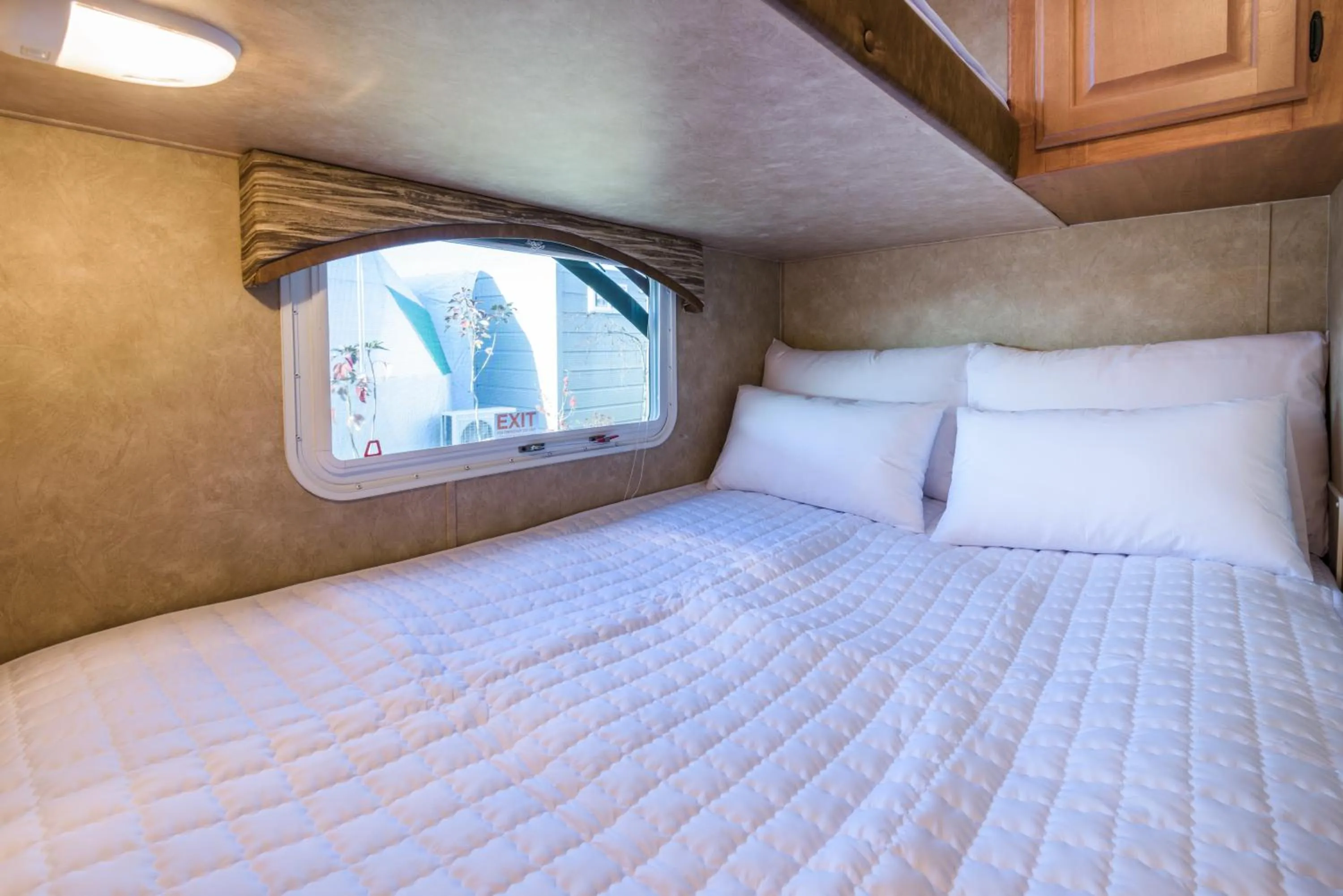 Bedroom, Bed in Jeju Starlight Glamping