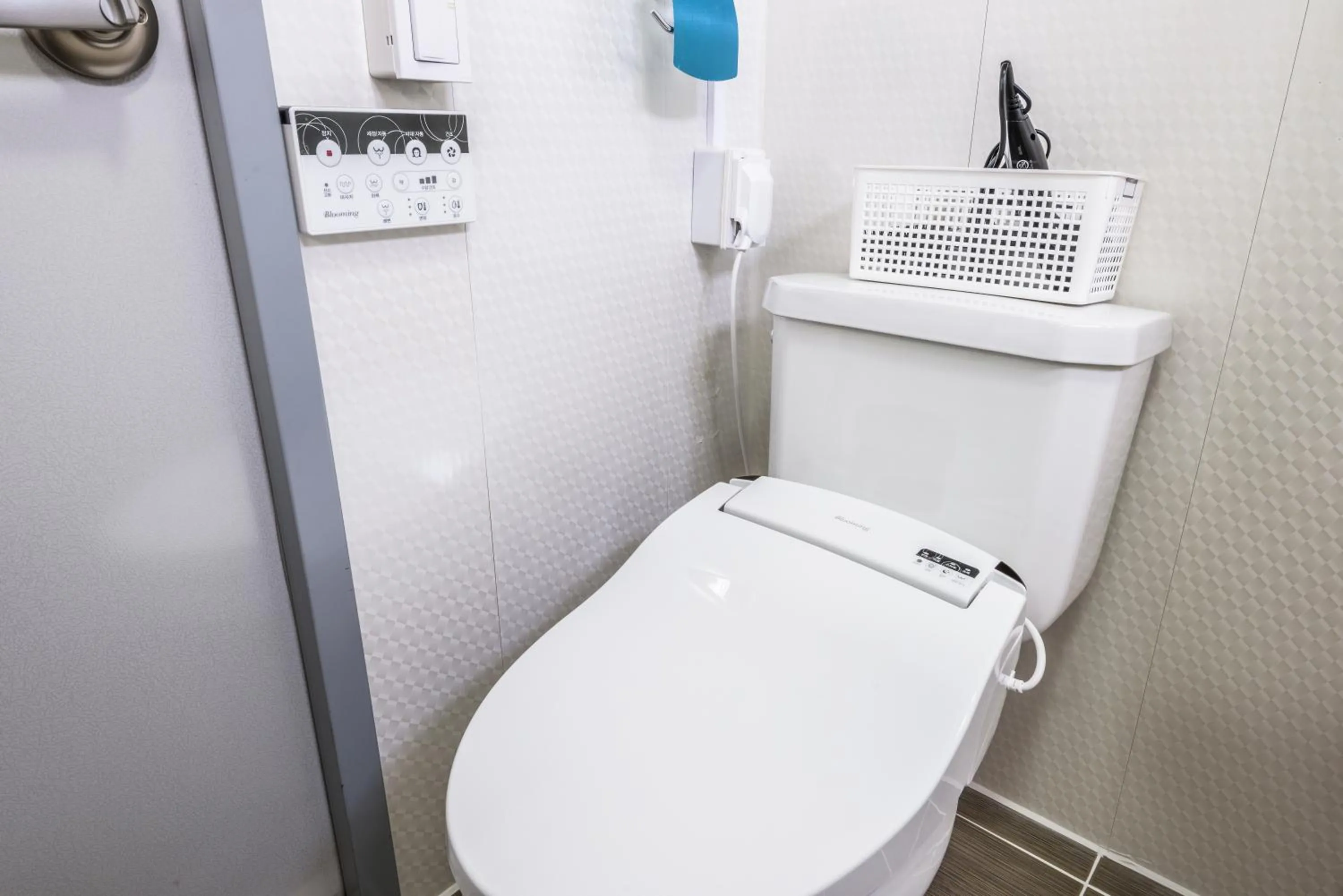 Toilet in Jeju Starlight Glamping