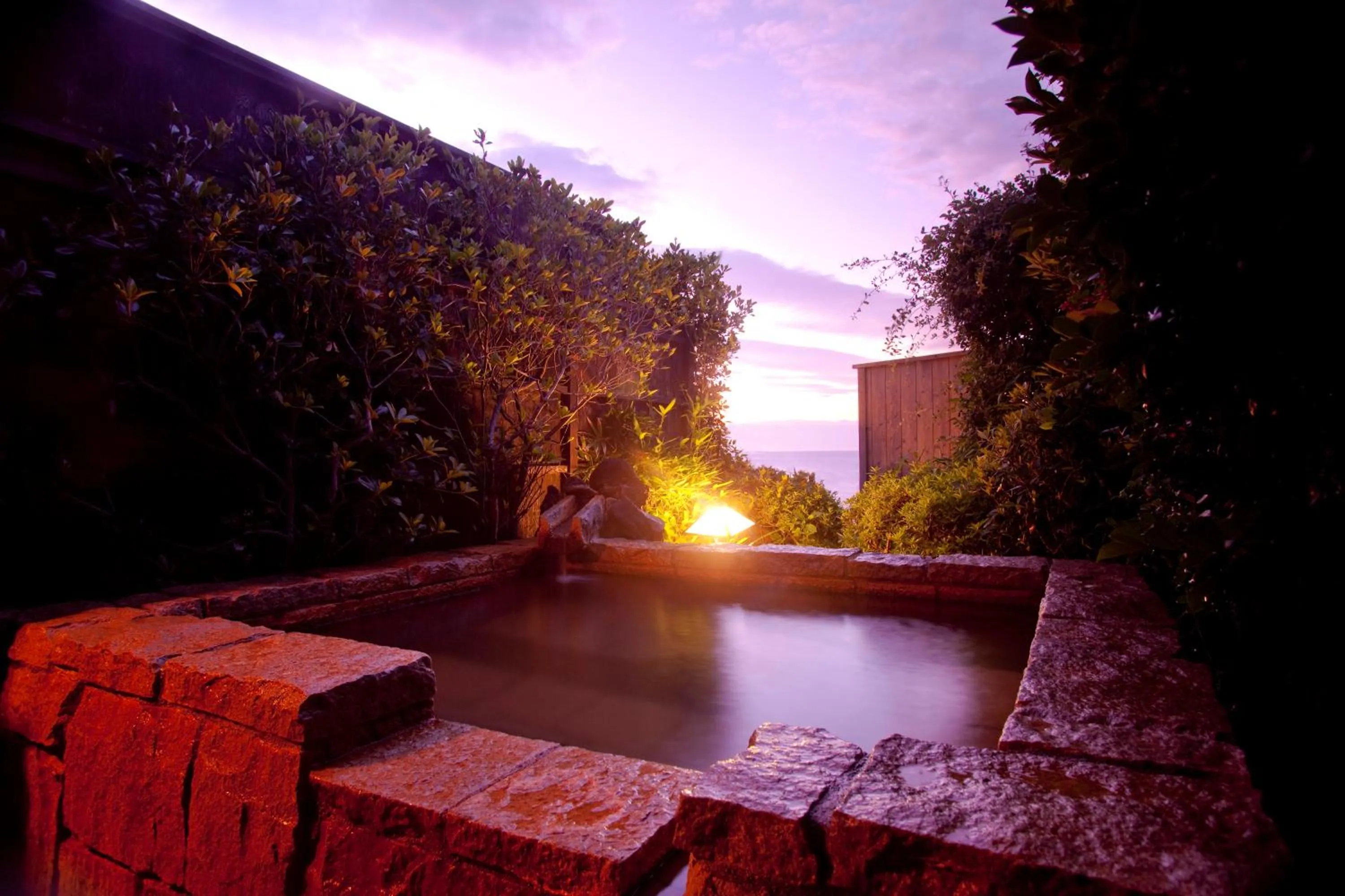 Open Air Bath in Hiina