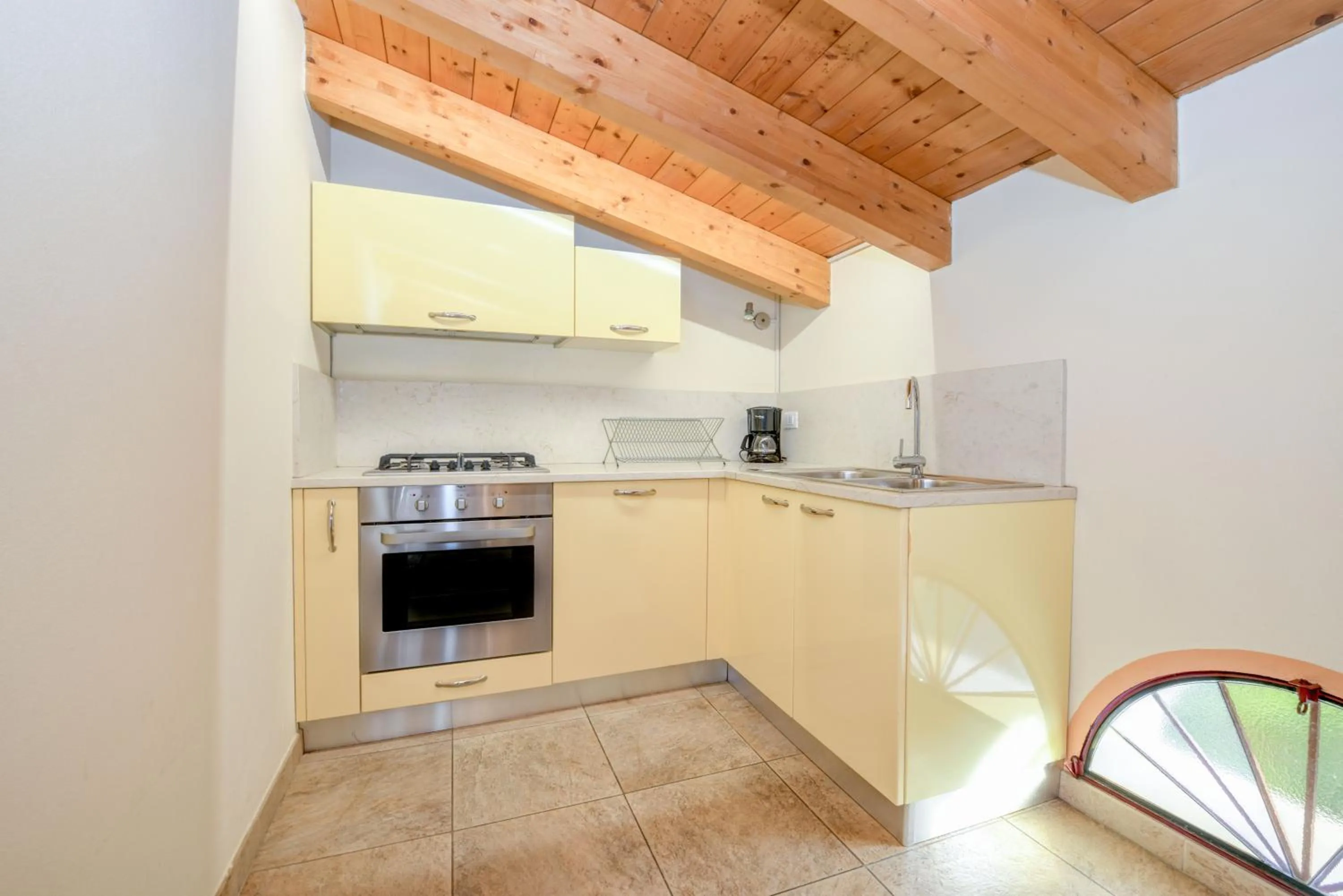 Coffee/tea facilities in Barchi Resort - Apartments & Suites