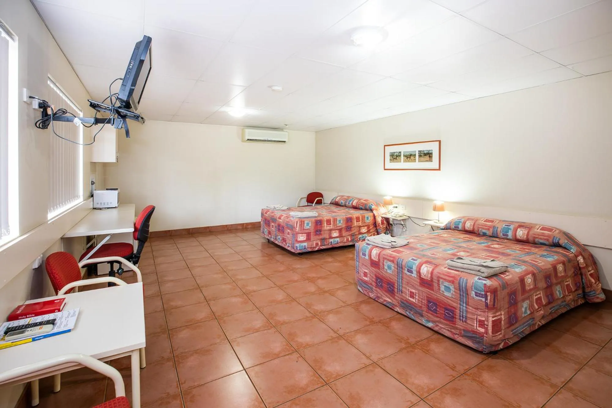 Bed in Leichhardt Hotel Motel Cloncurry