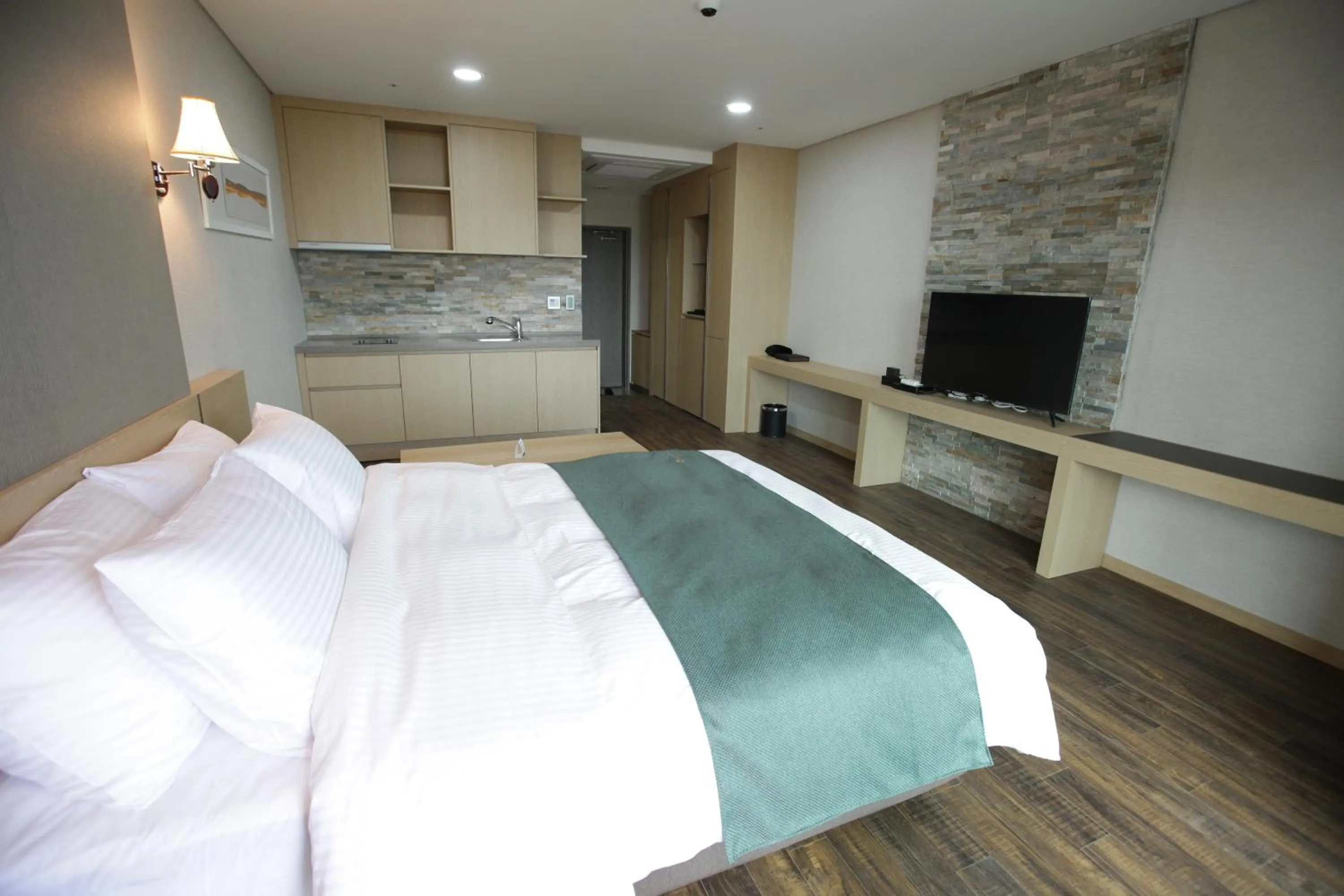 Bed in Hotel Thesoom Forest