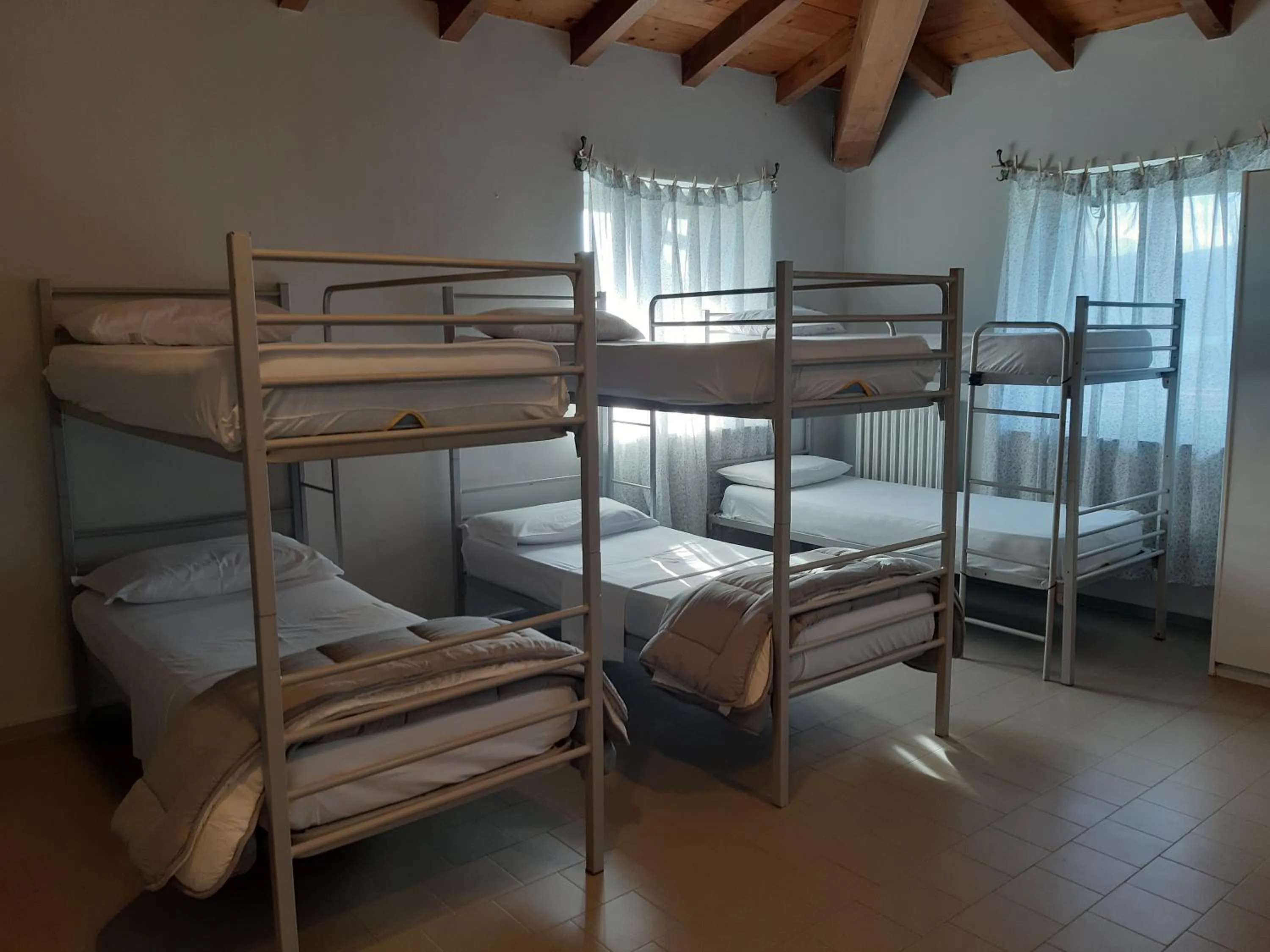 Bed in Ostello Verbania