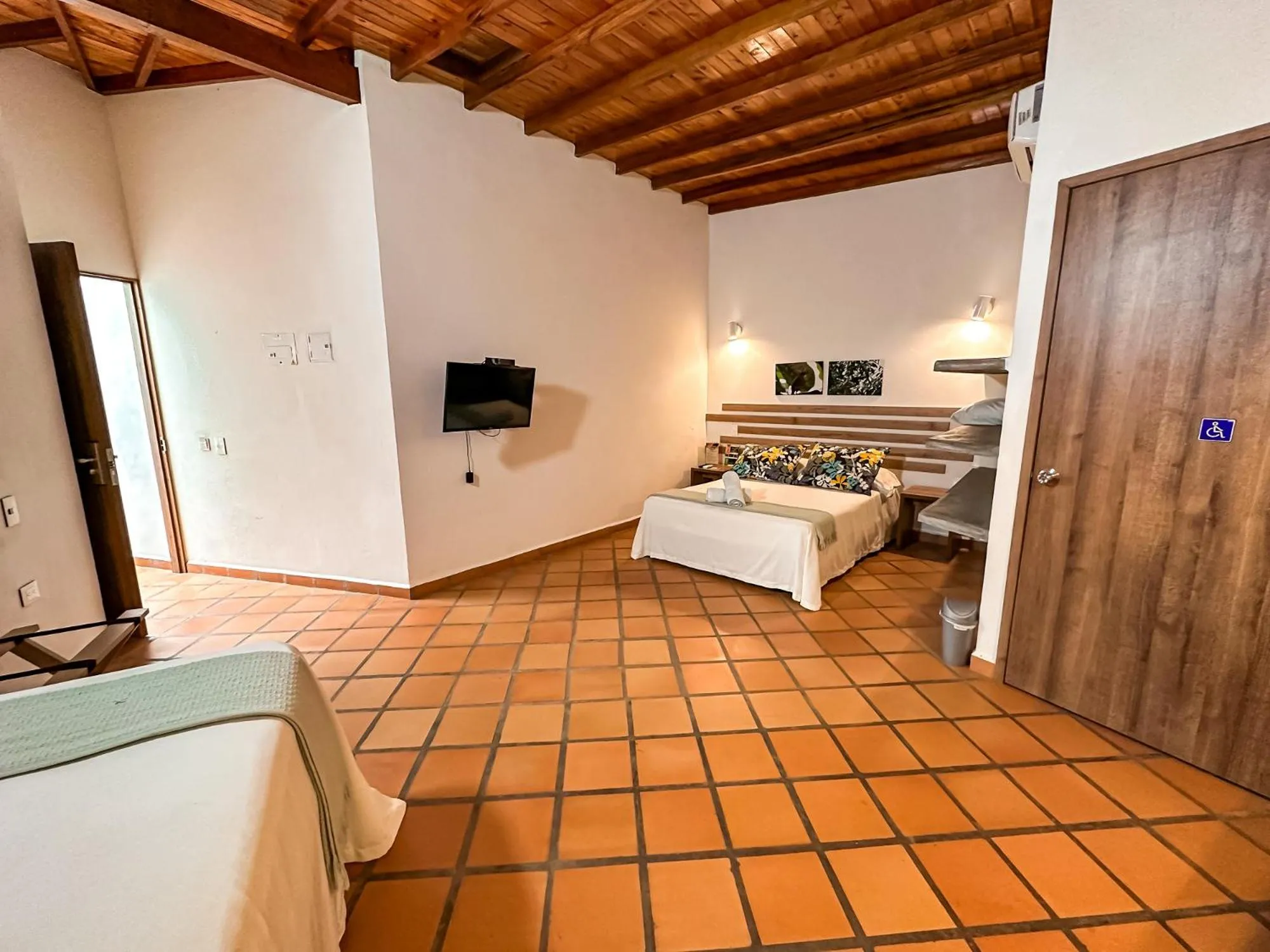 Decorative detail, Bed in Los Colores Ecoparque