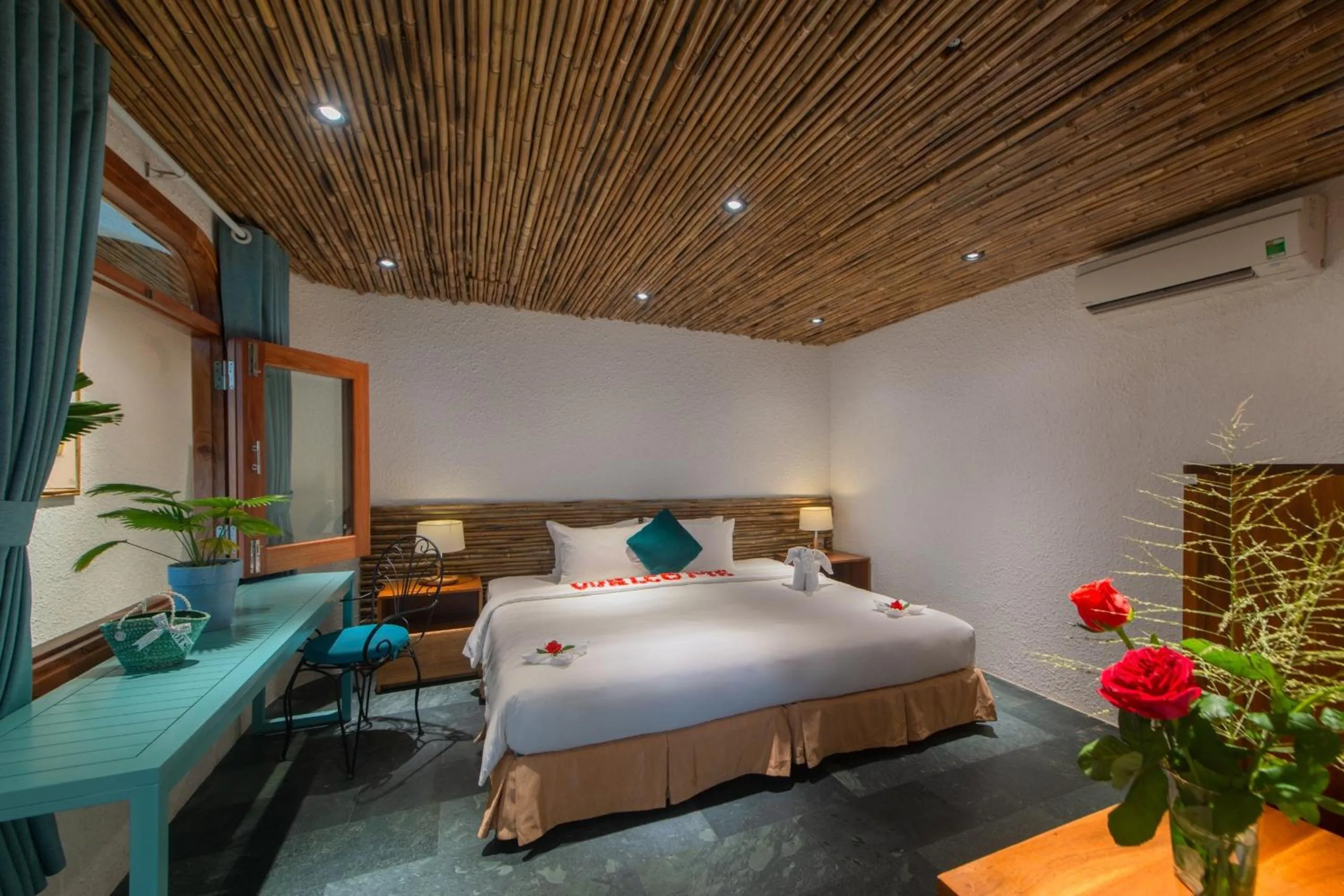 Bedroom, Bed in Maple Hotel & Apartment