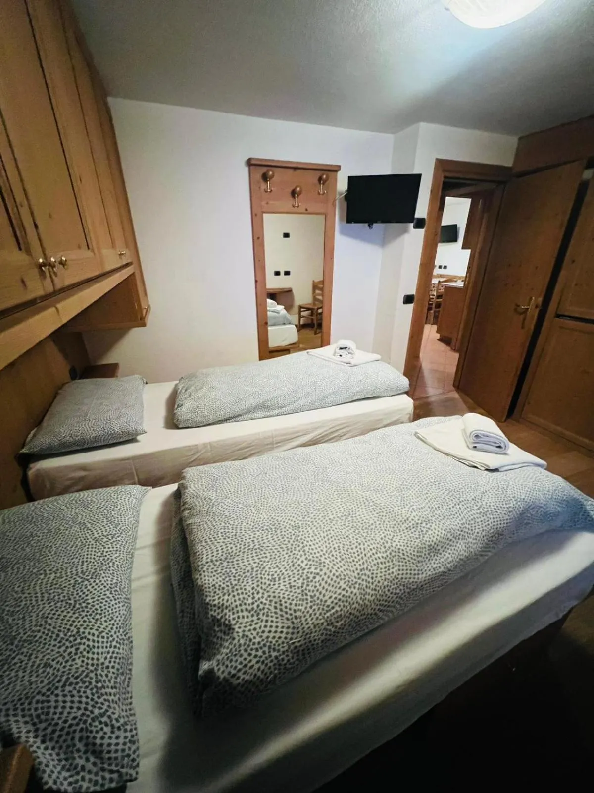 Bedroom, Bed in Chalet Del Sole per gruppi