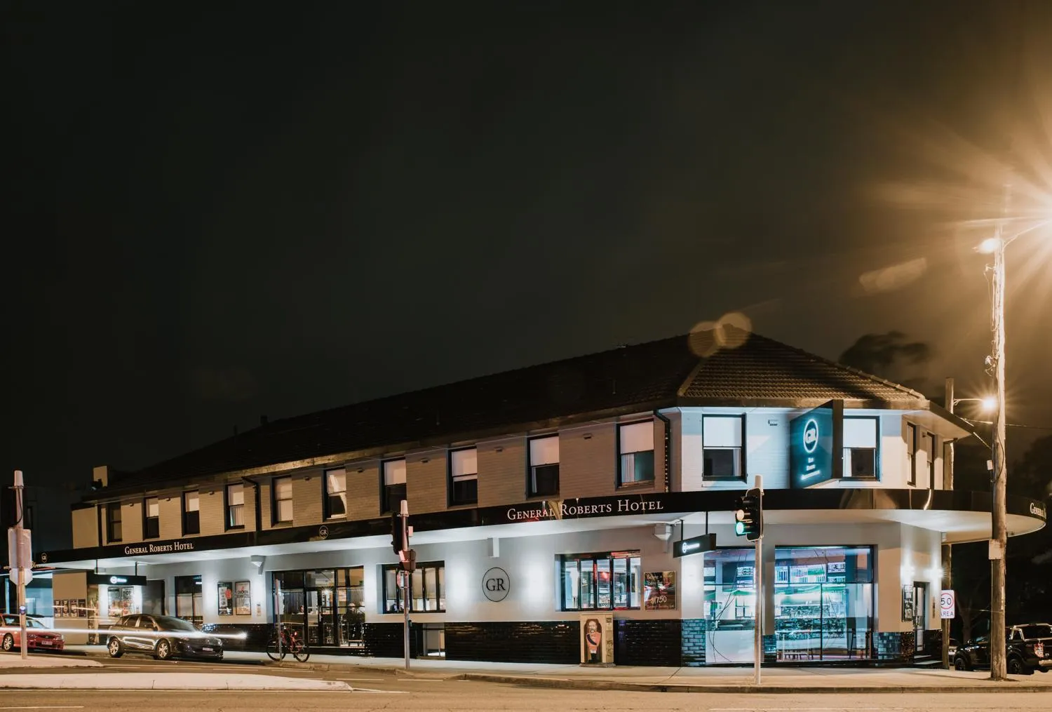 Property building in General Roberts Hotel