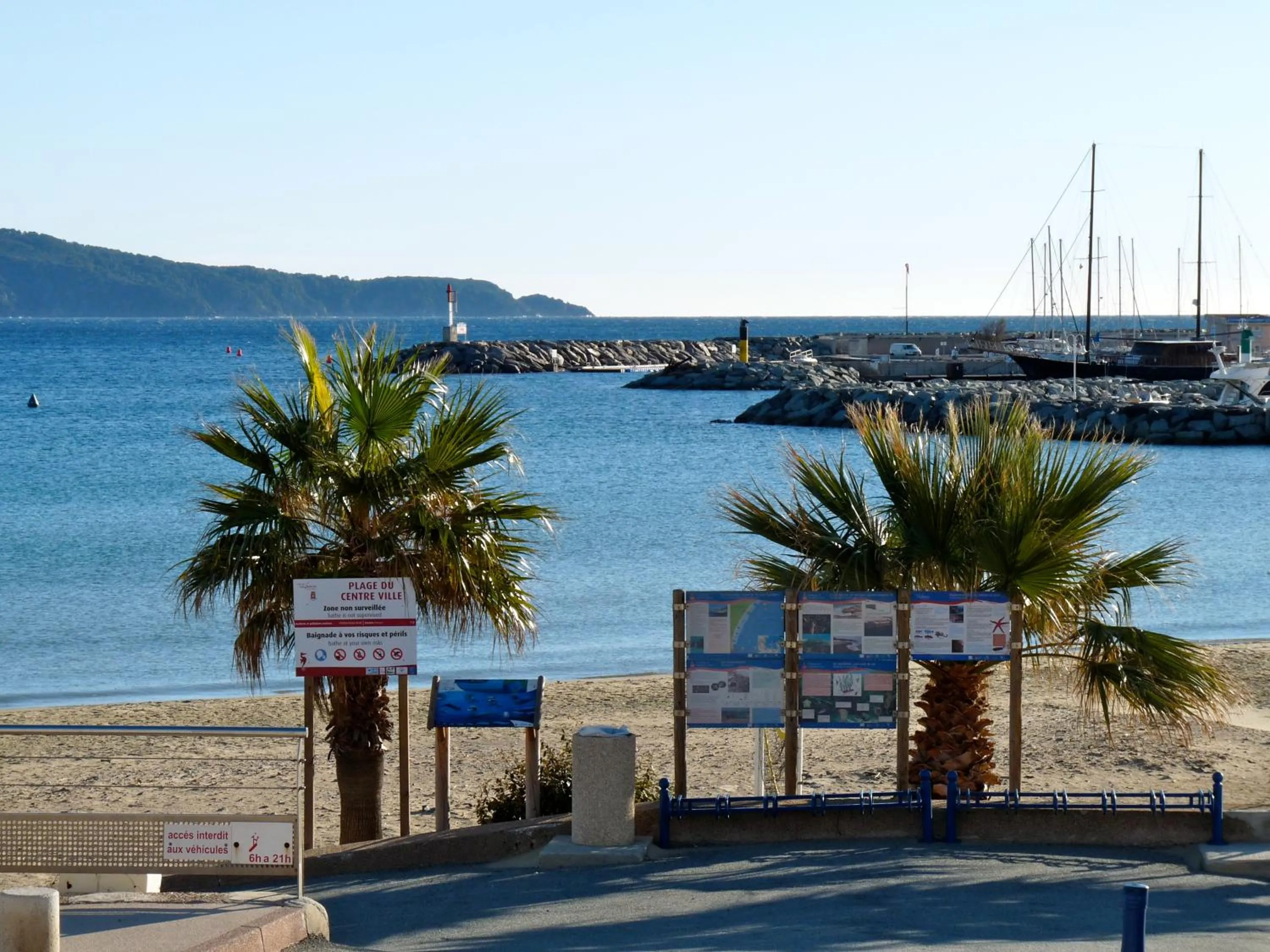 Day in Hôtel Les Alizés