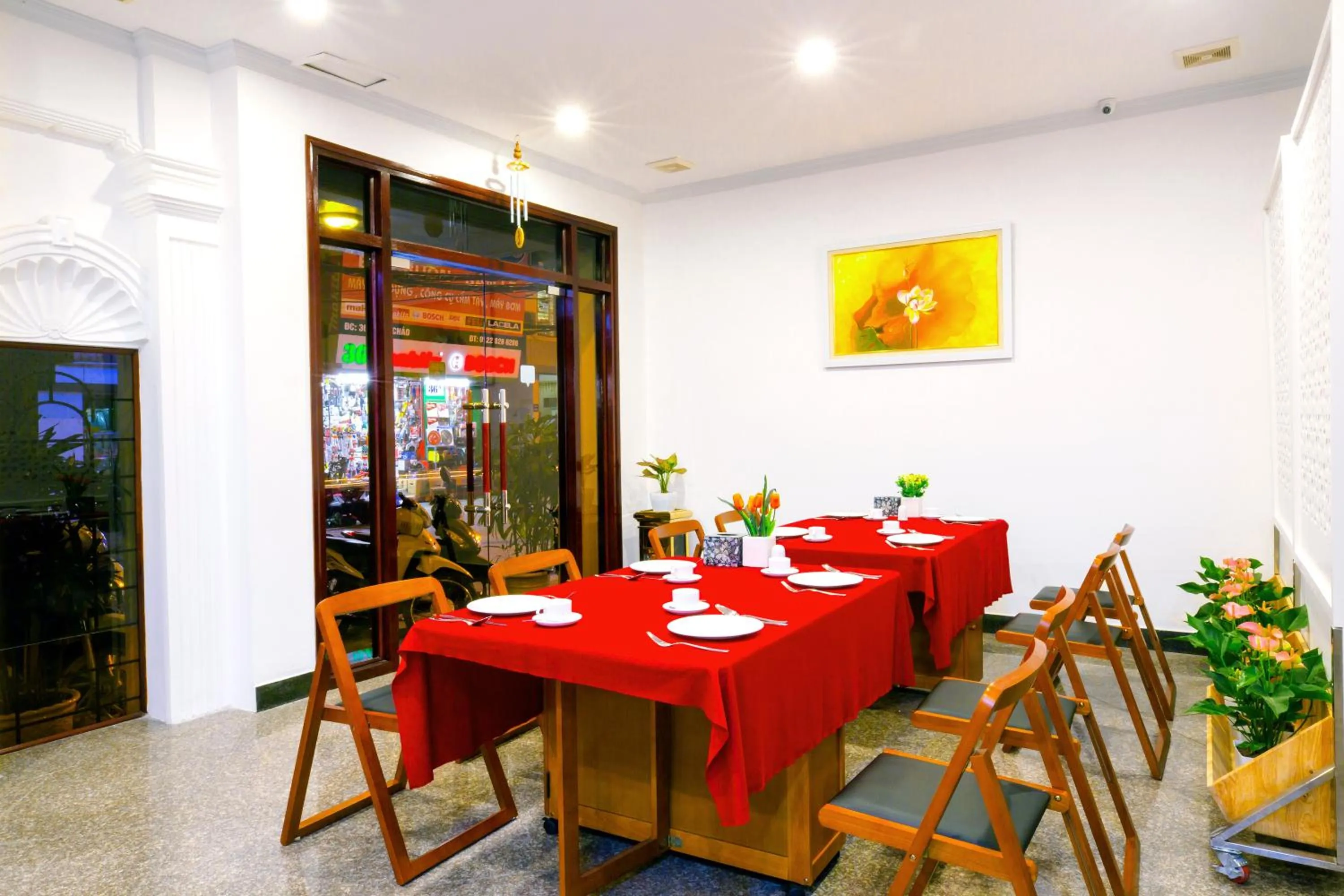 Breakfast in Royal Hotel Ha noi