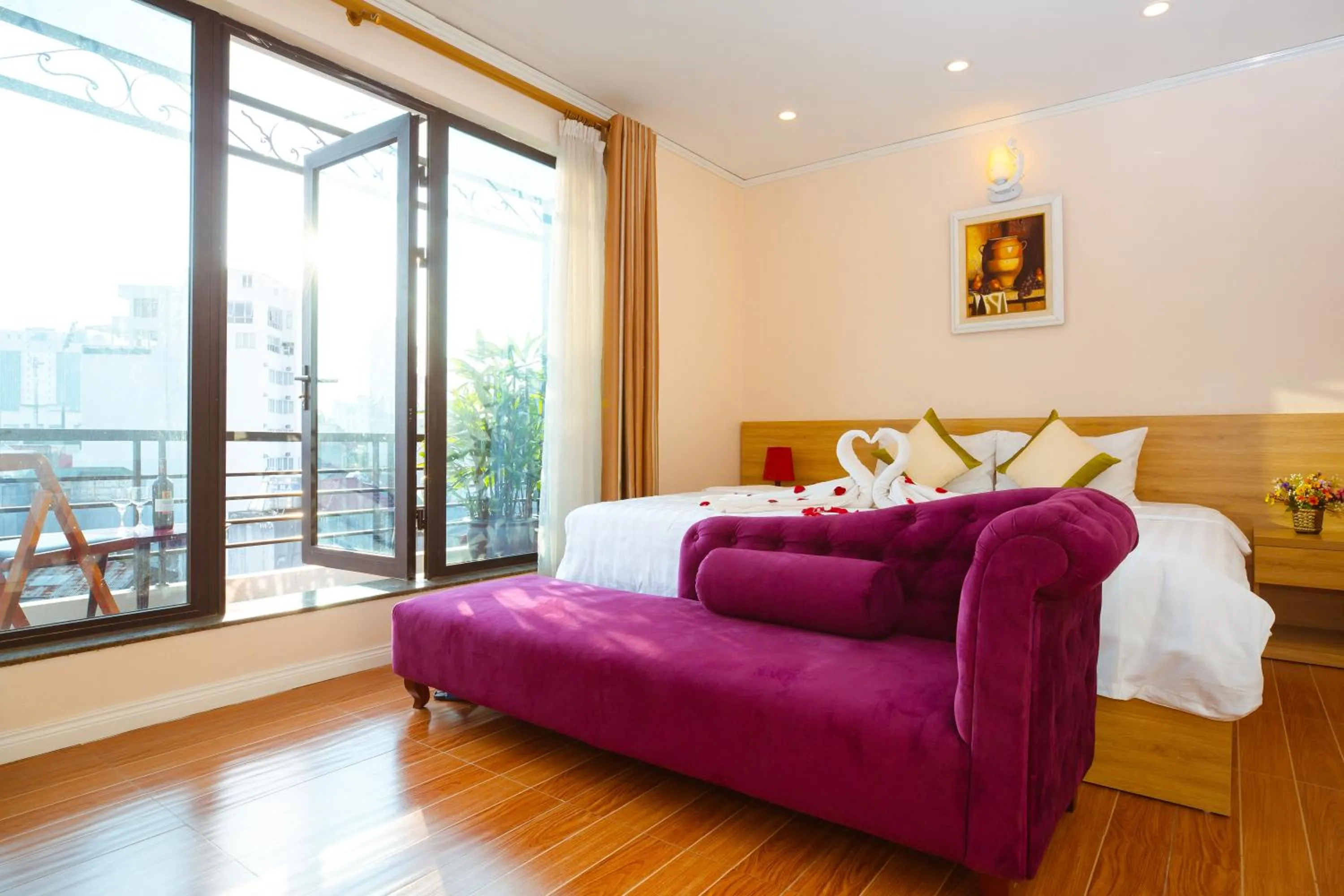 Bed in Royal Hotel Ha noi