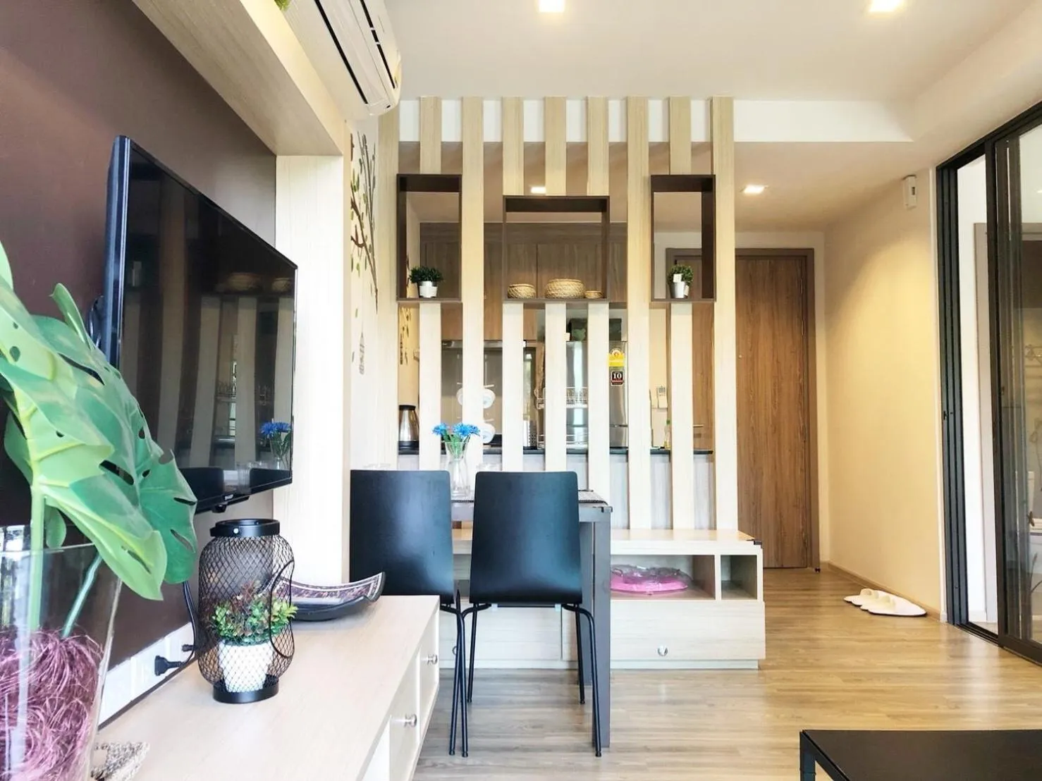 Kitchen or kitchenette in Rain Cha-am by Obbset