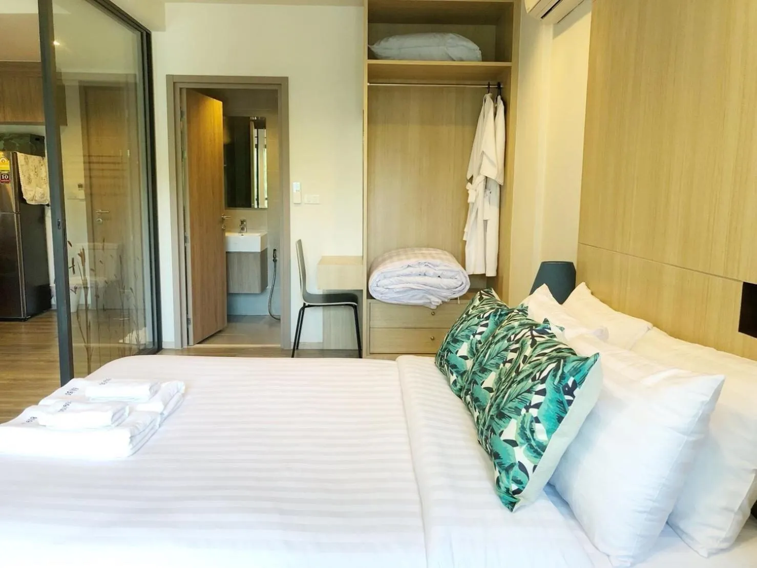 Bed in Rain Cha-am by Obbset