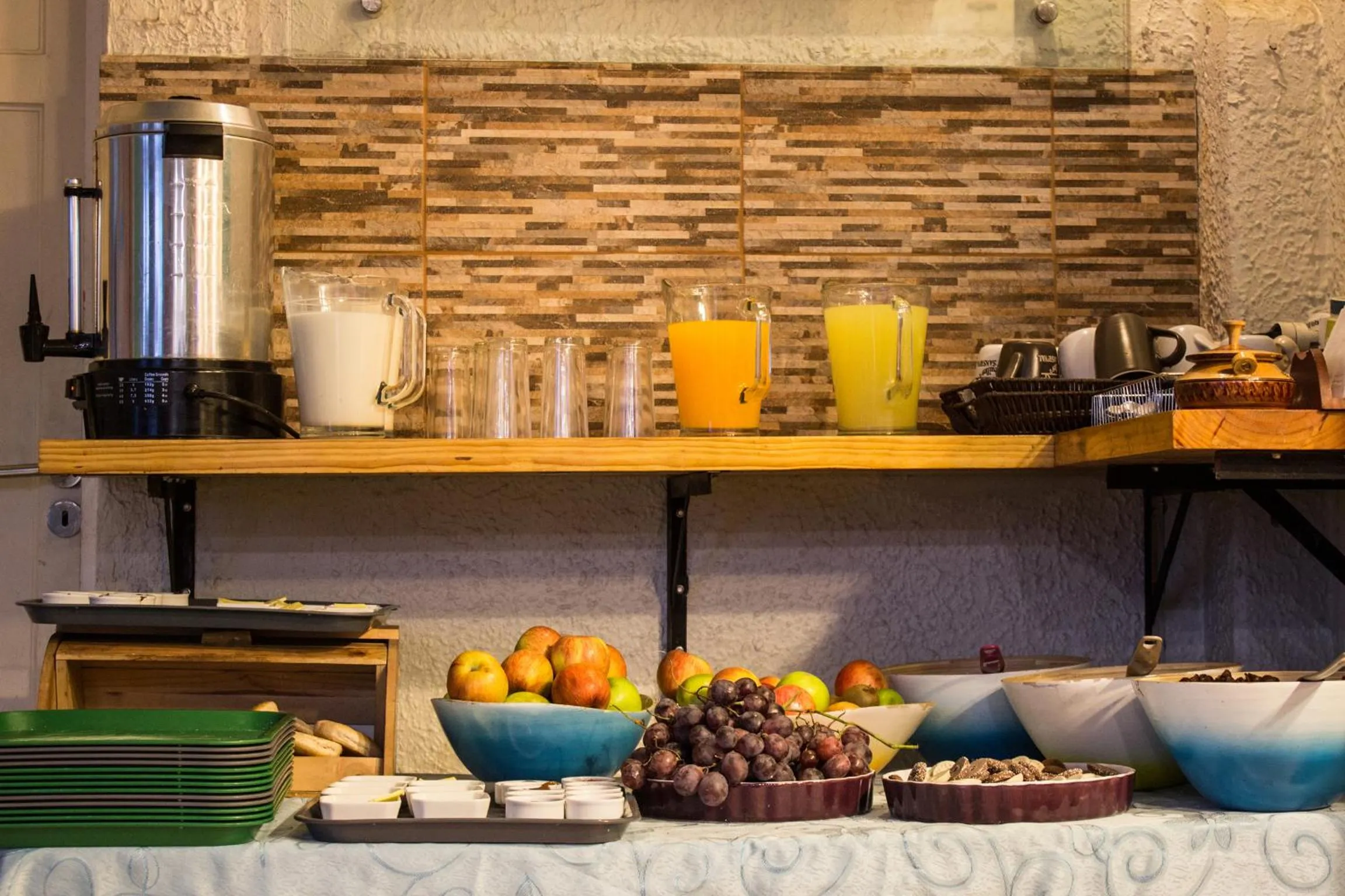 Breakfast in Hostal Forestal