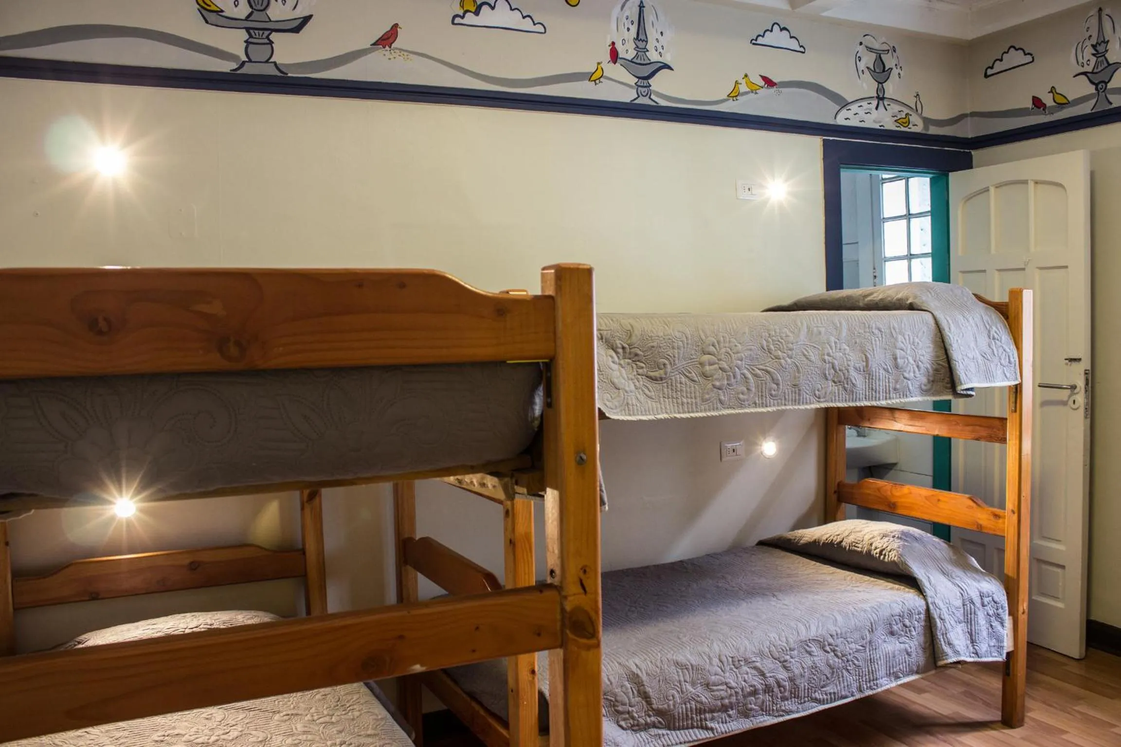 bunk bed, Bed in Hostal Forestal