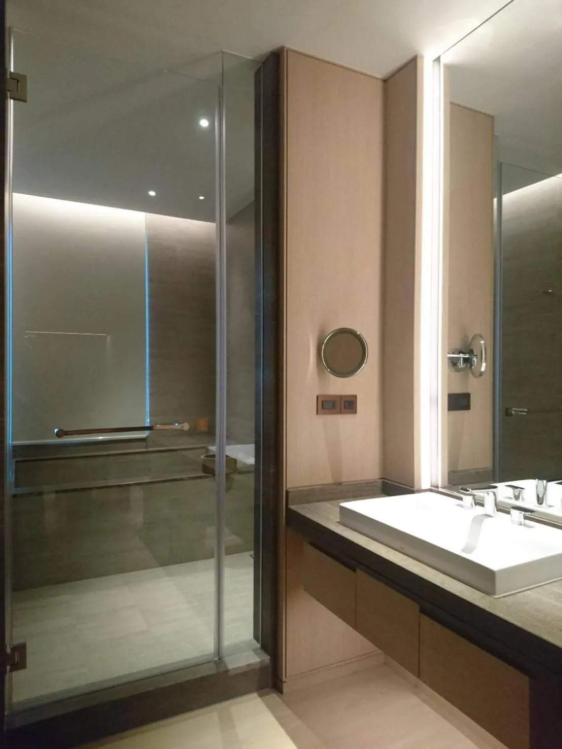 Bathroom in MU Jiaoxi Hotel