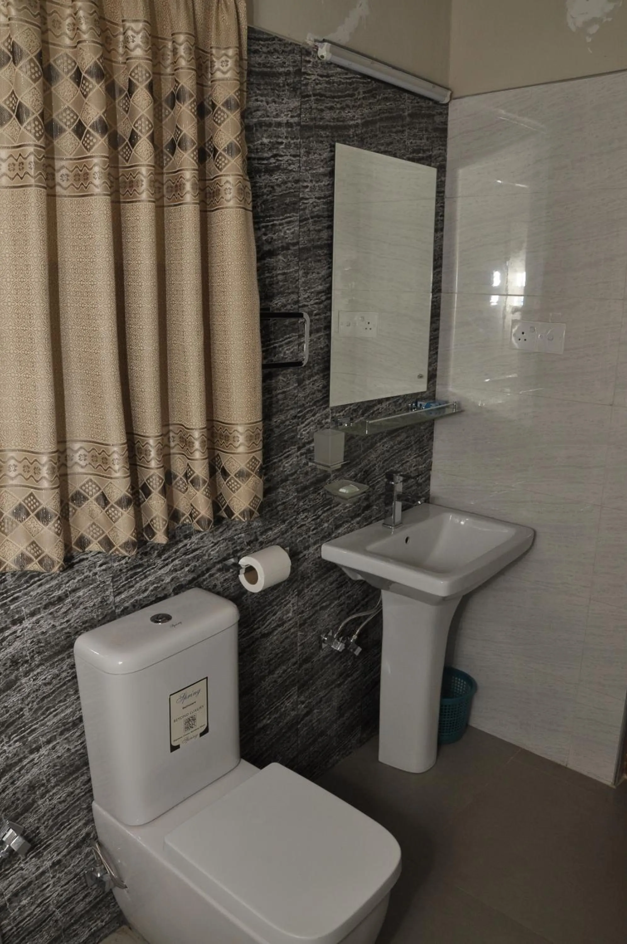 Bathroom in Serenity Sigiri Resort